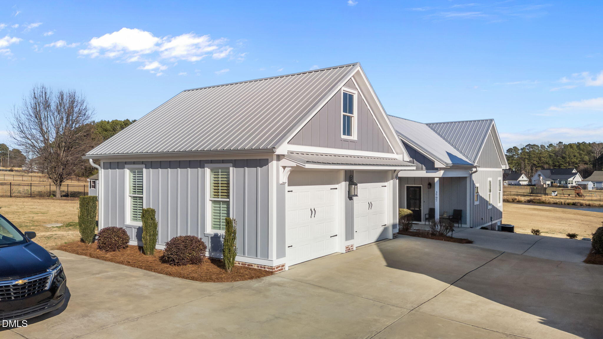 main property photo 50