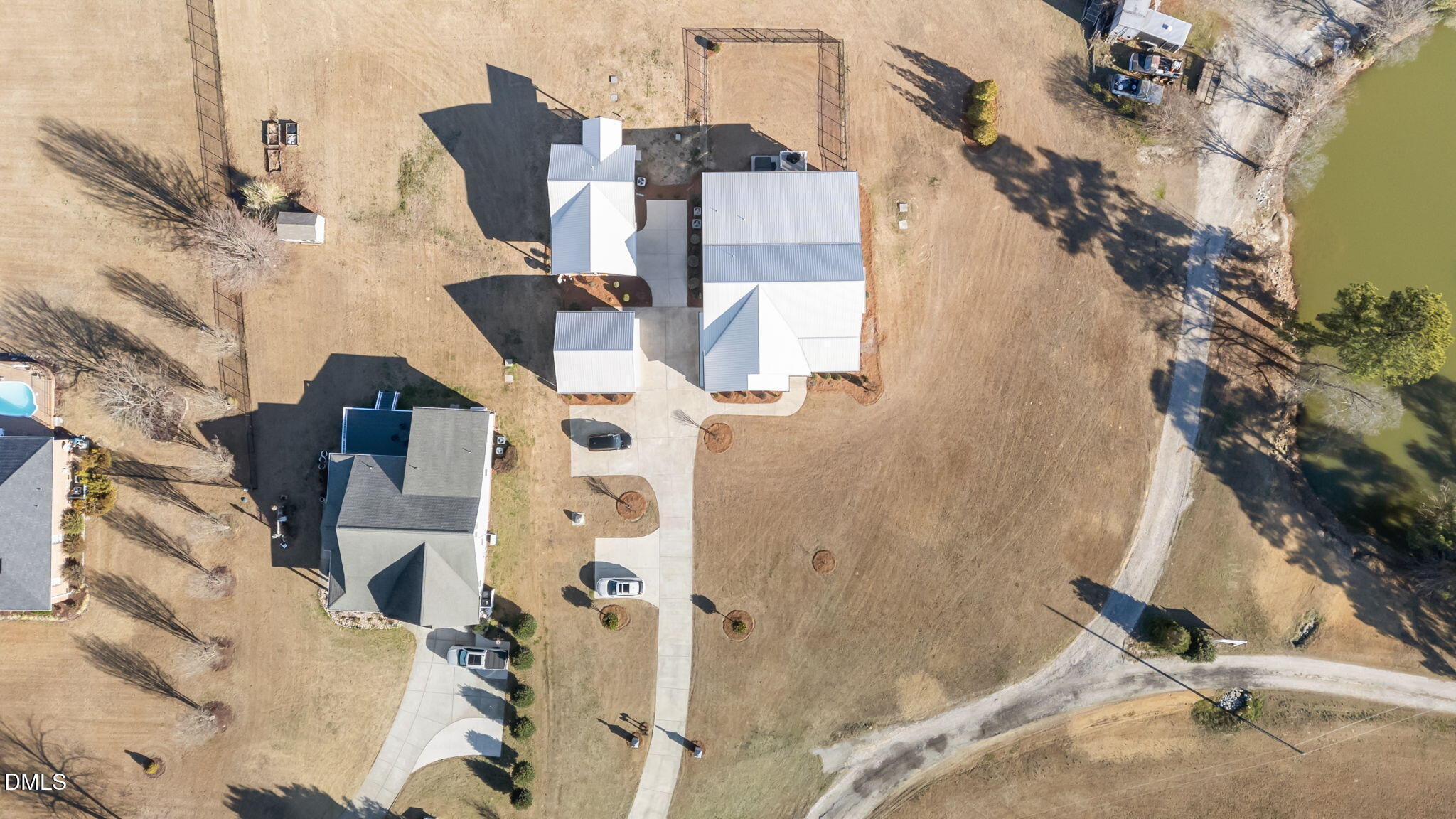 main property photo 51