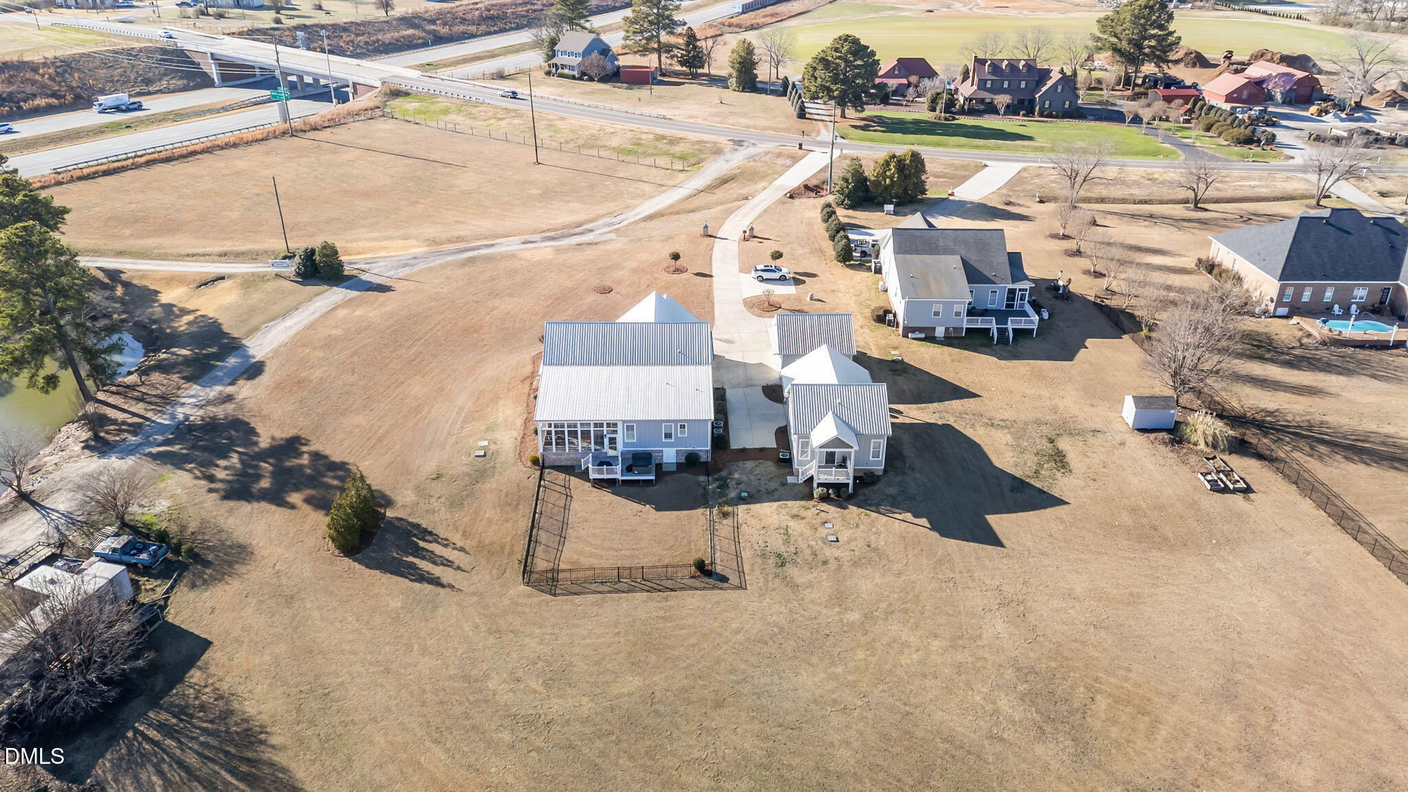 main property photo 54