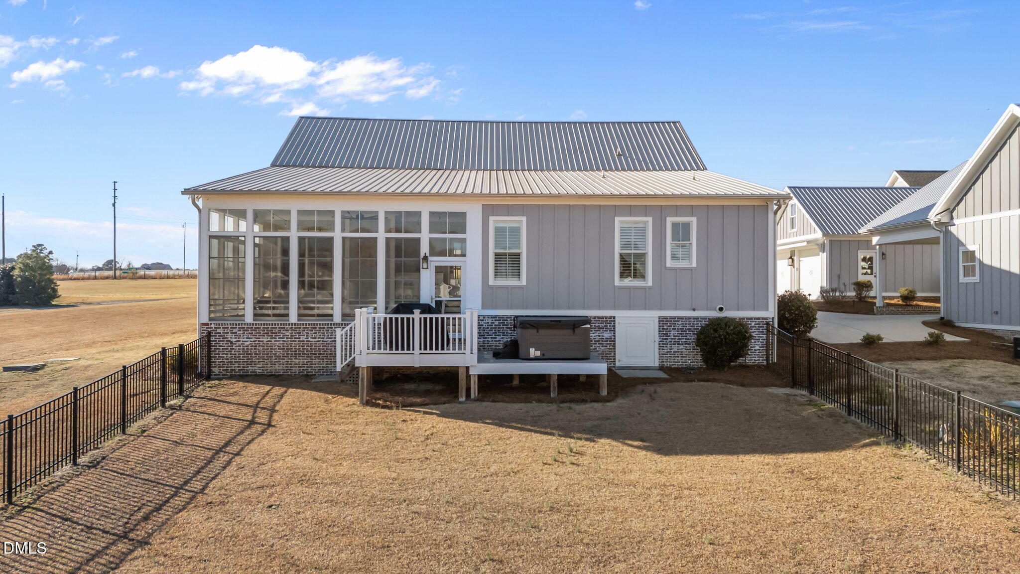 main property photo 59