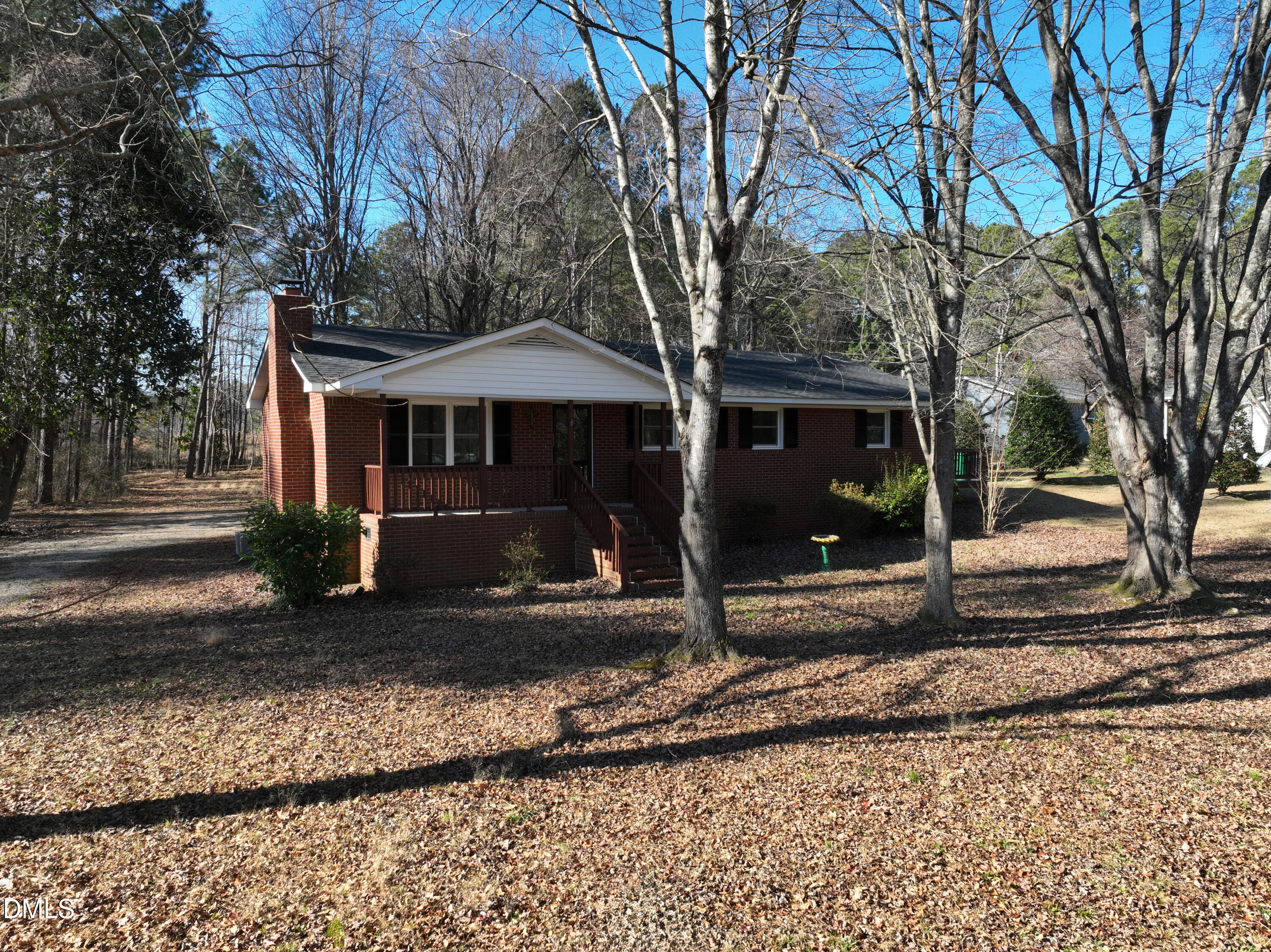 main property photo 20