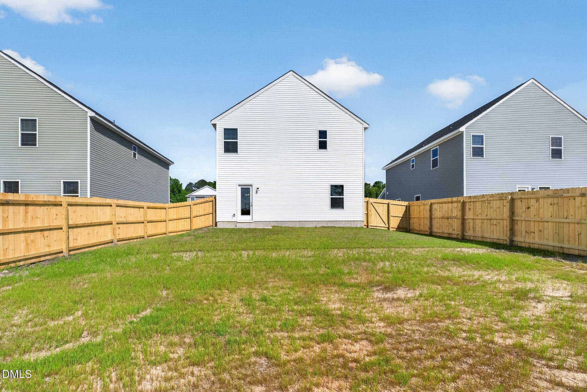 main property photo 47
