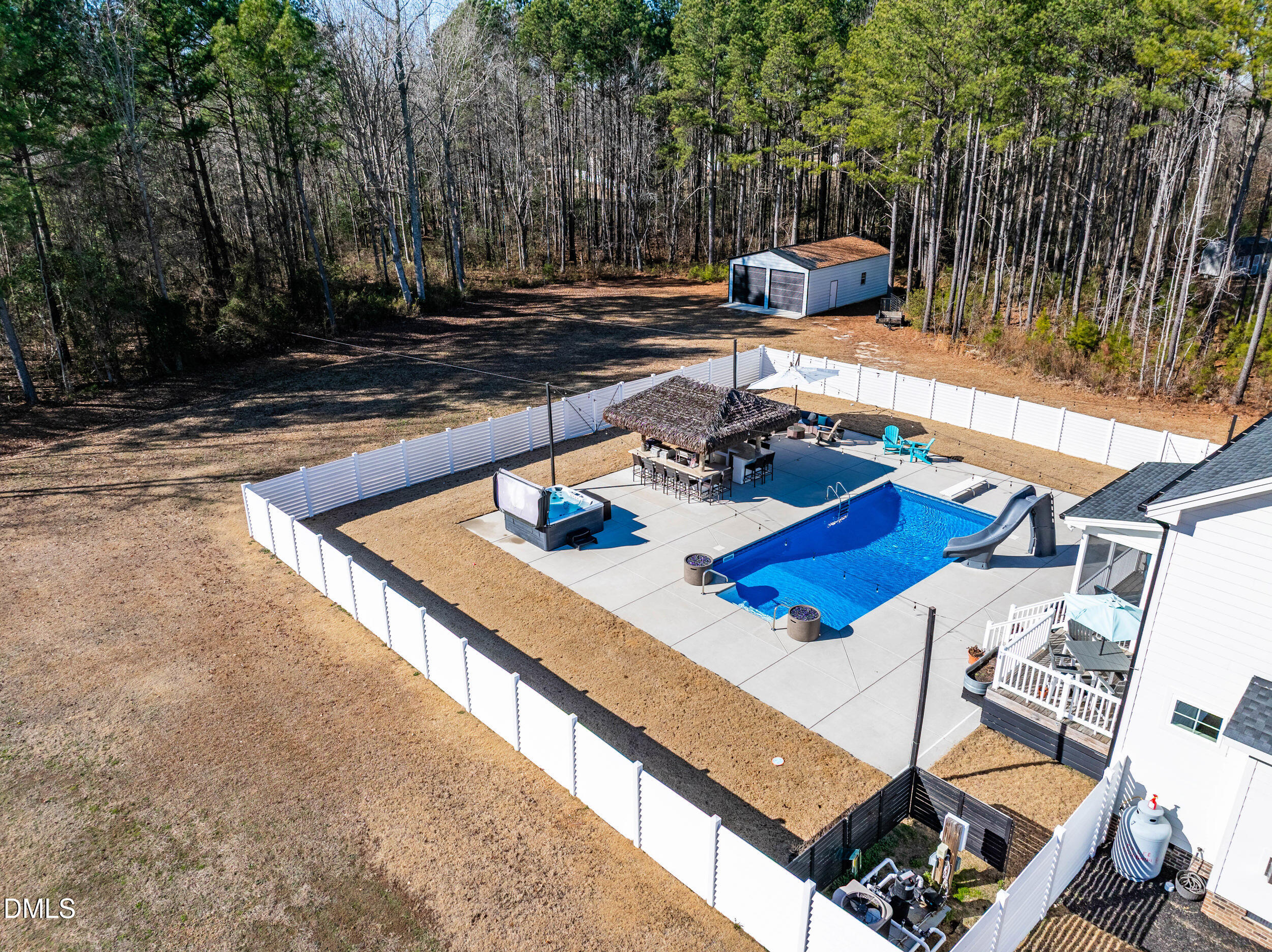 main property photo 58