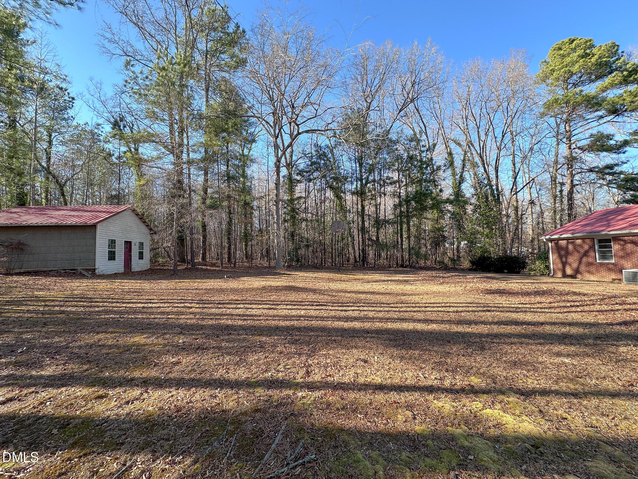 main property photo 29