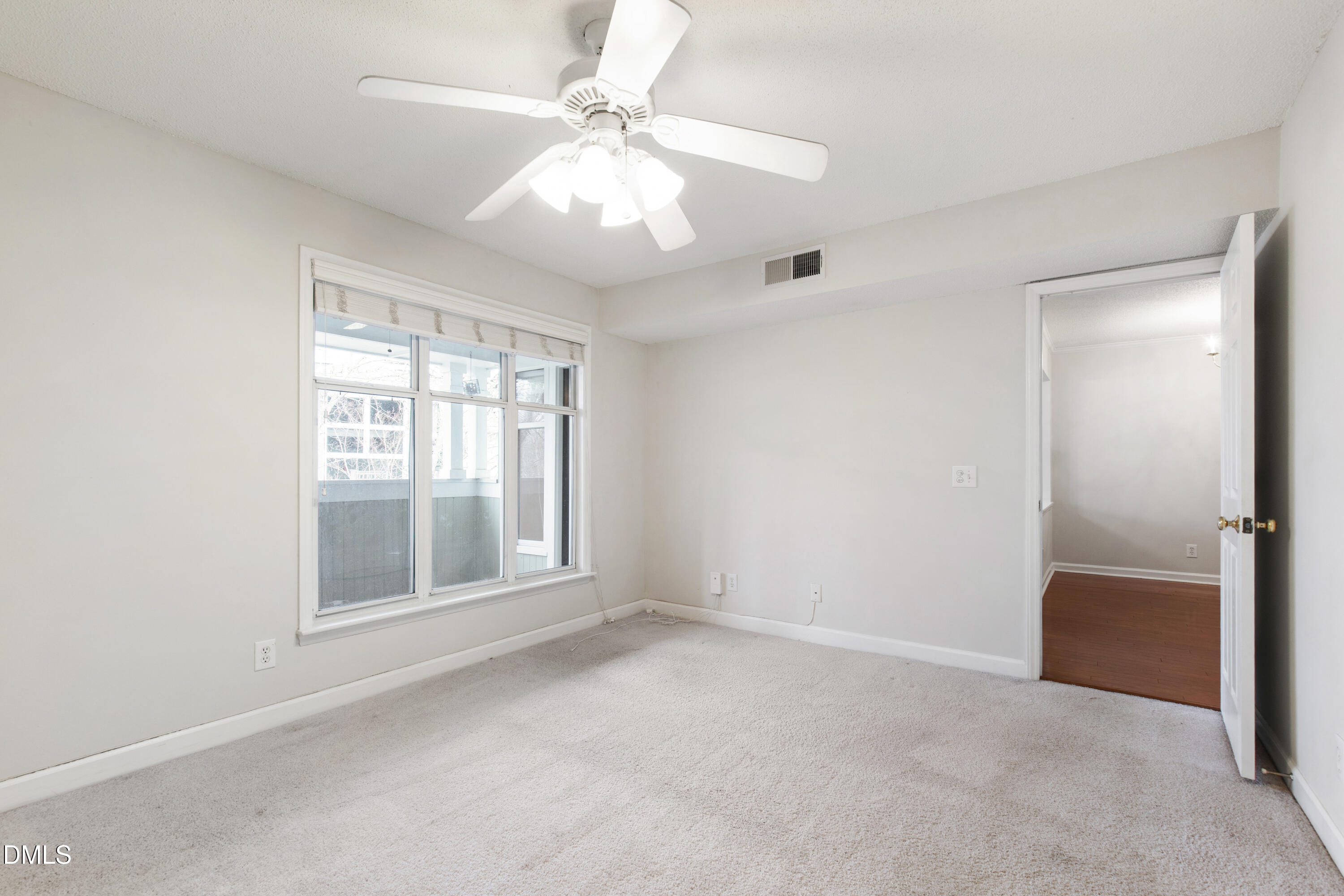 property viewer photo 14