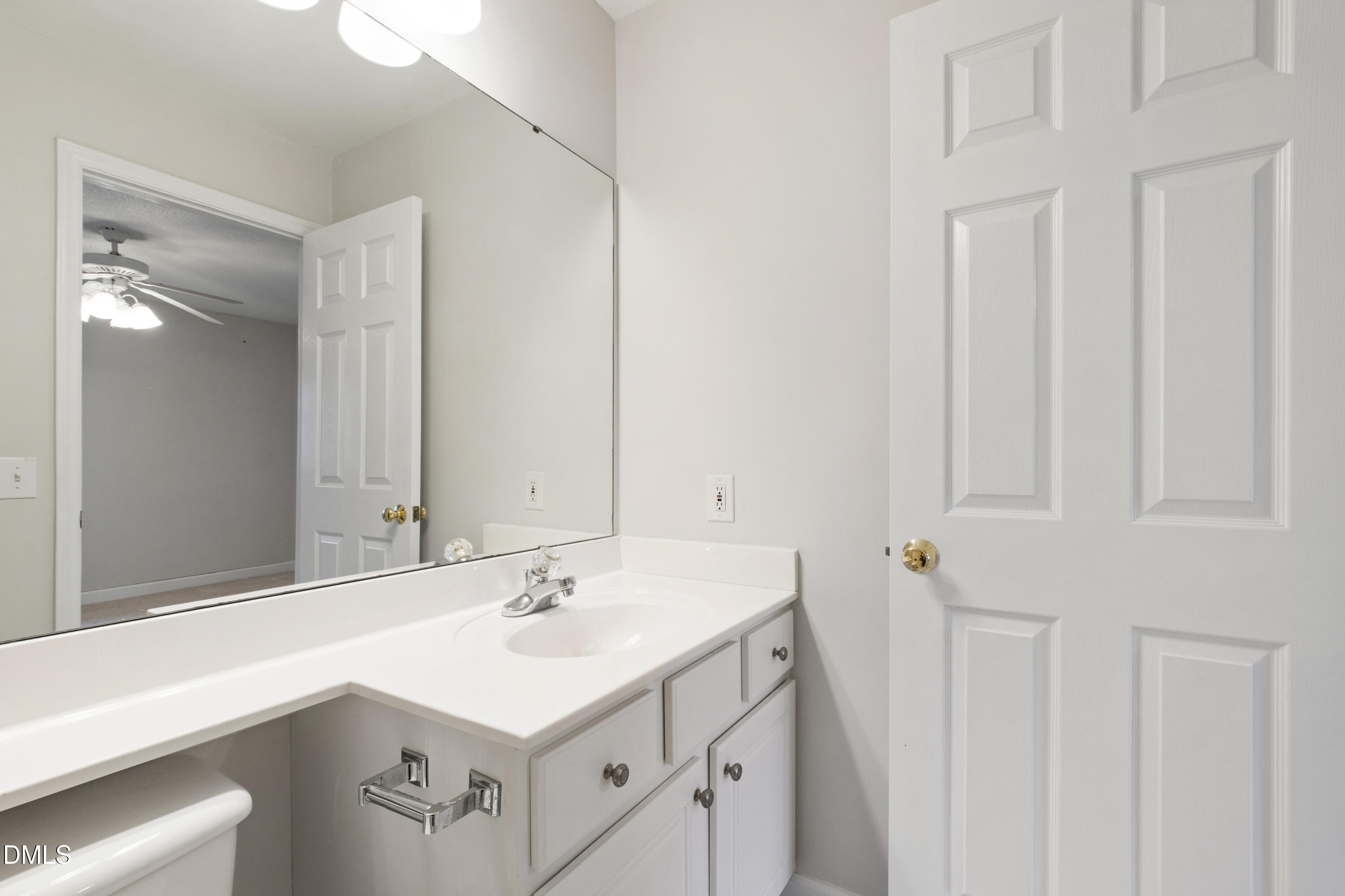 property viewer photo 15