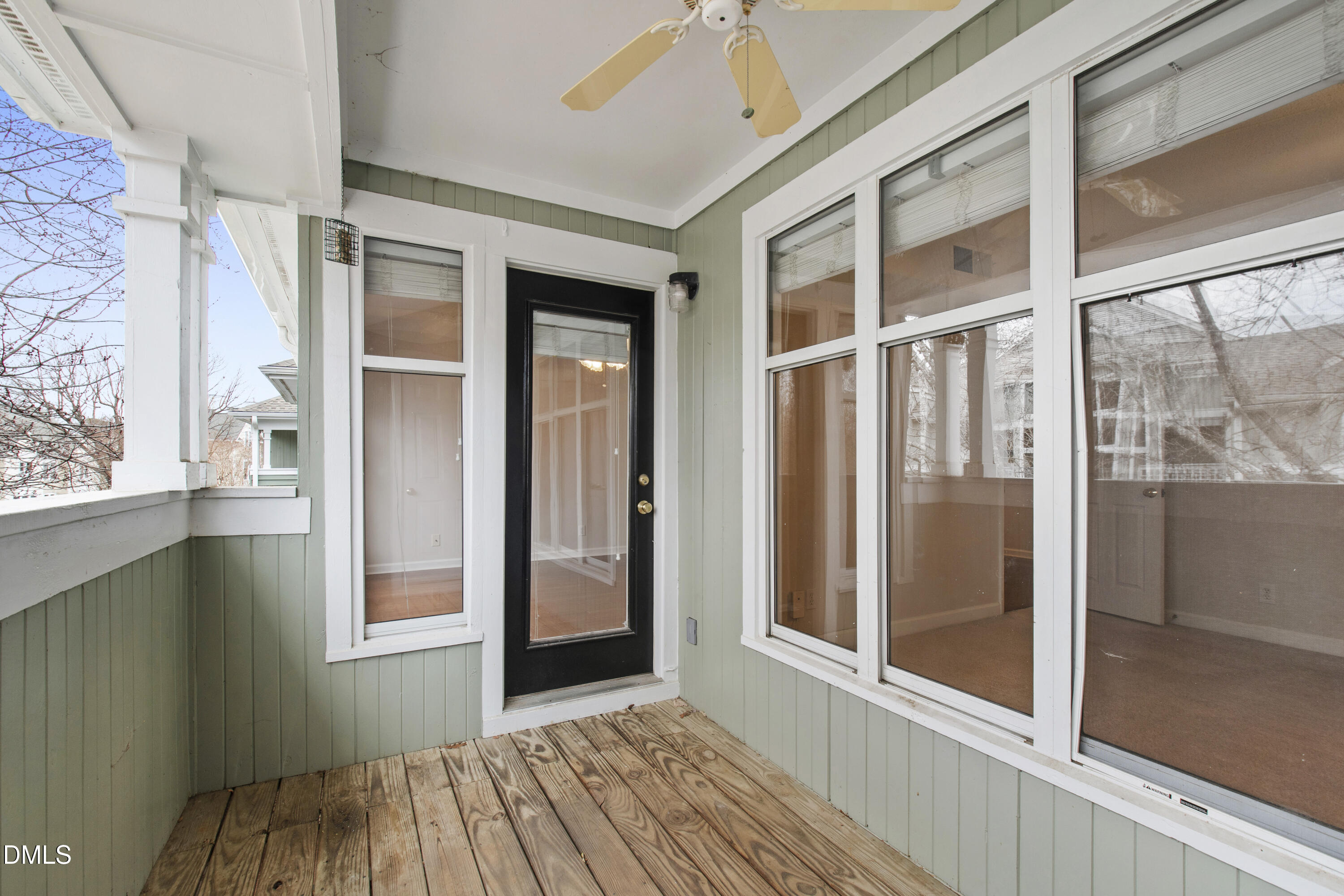 property viewer photo 18
