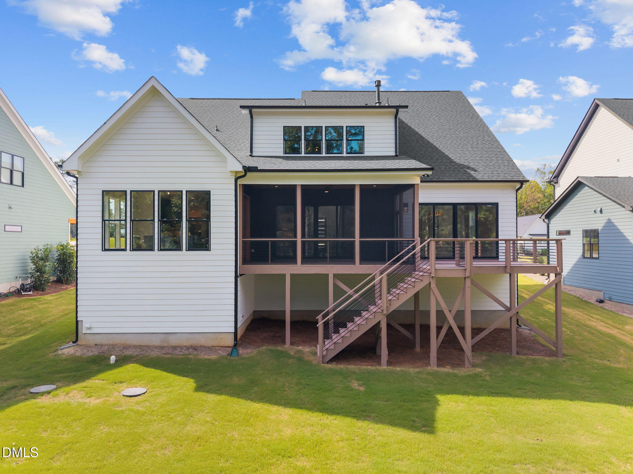 main property photo 37