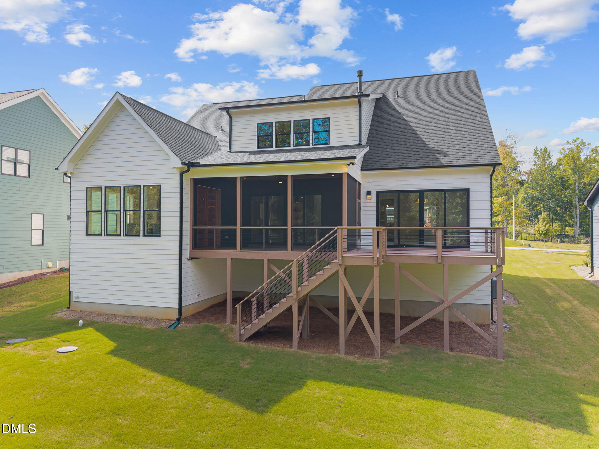 main property photo 38