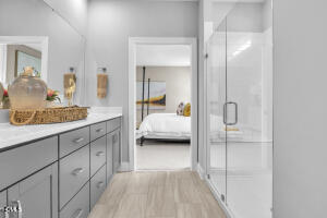 property viewer photo 22