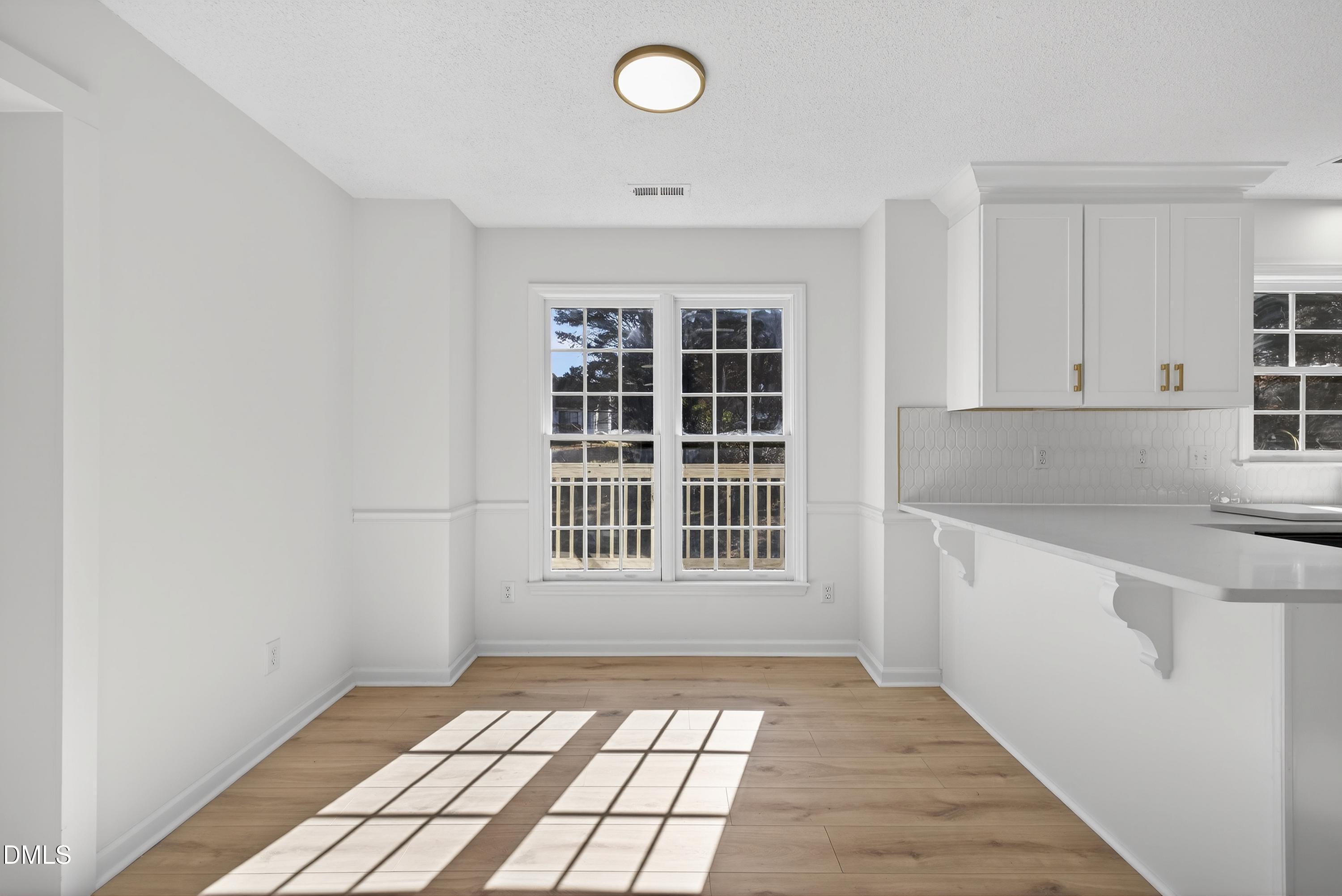 property viewer photo 13