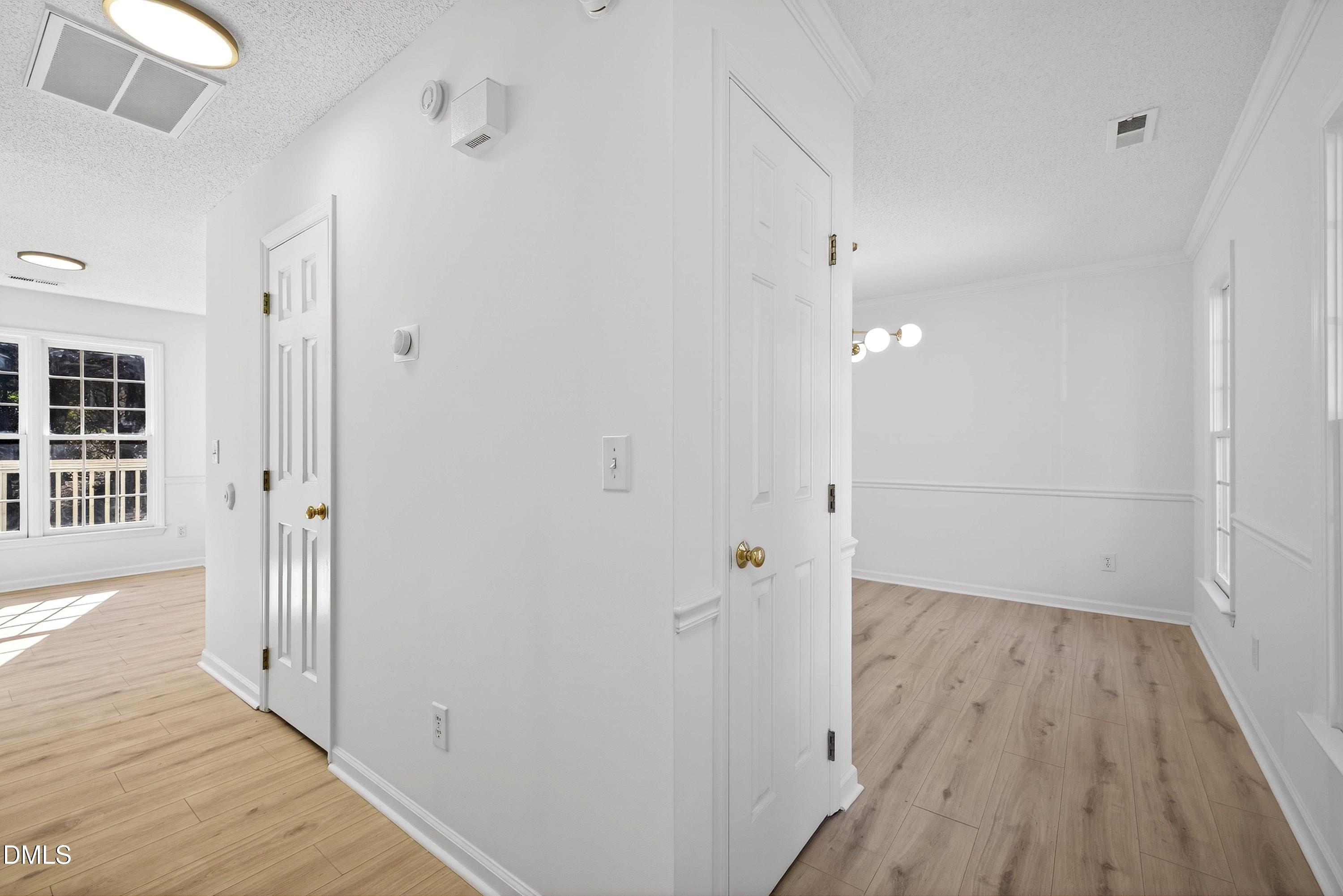 property viewer photo 20