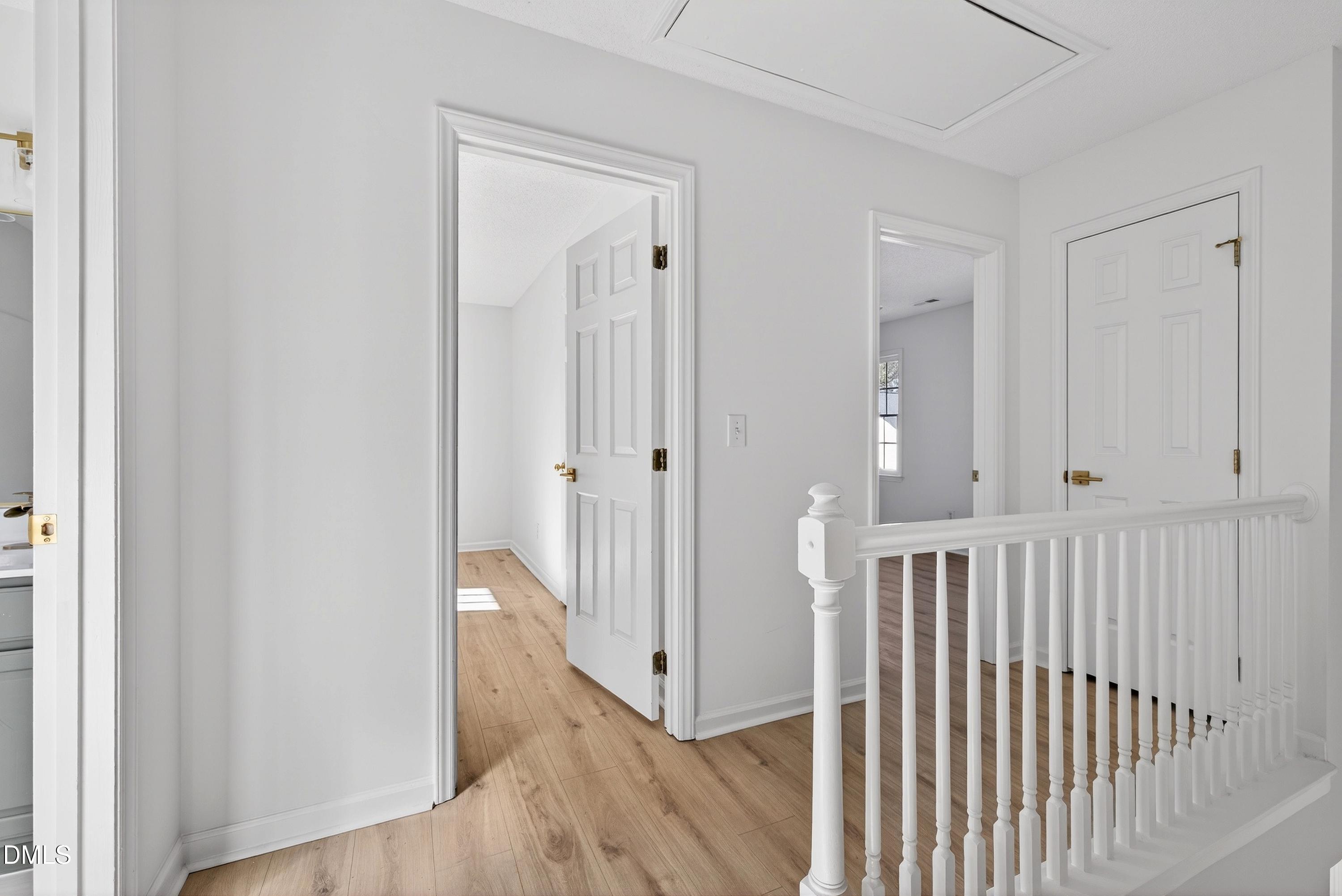 property viewer photo 27
