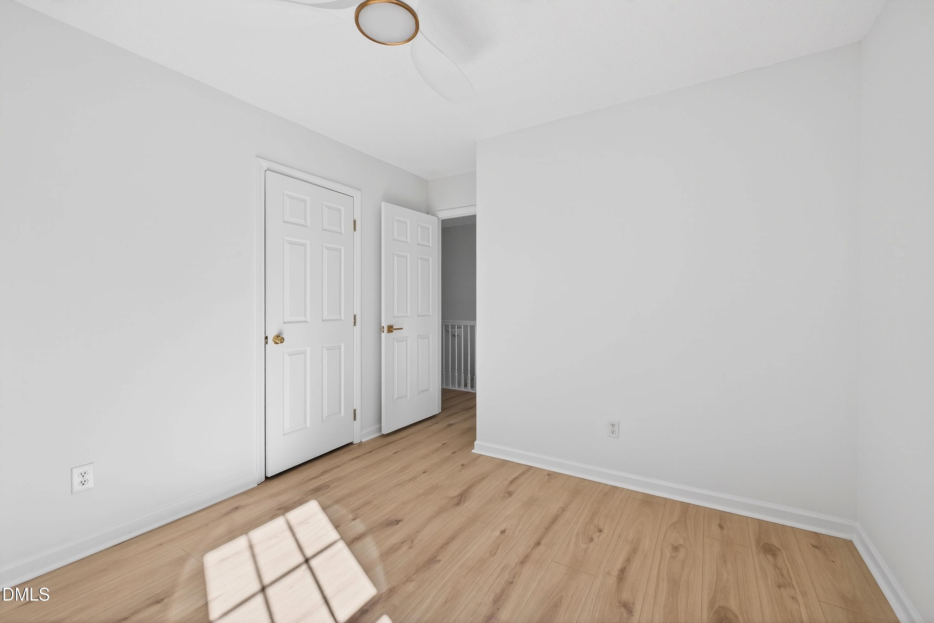 property viewer photo 40