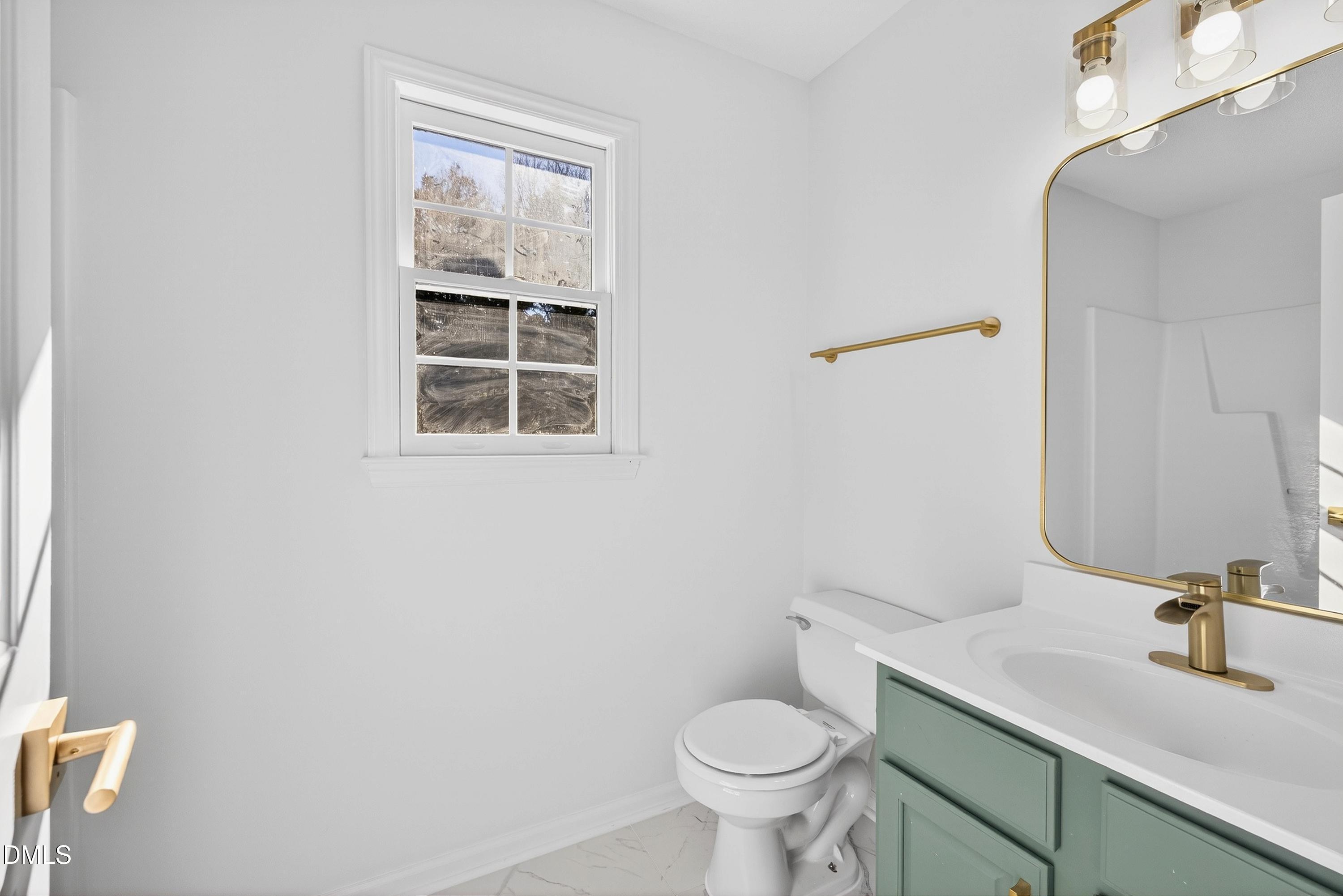 property viewer photo 41
