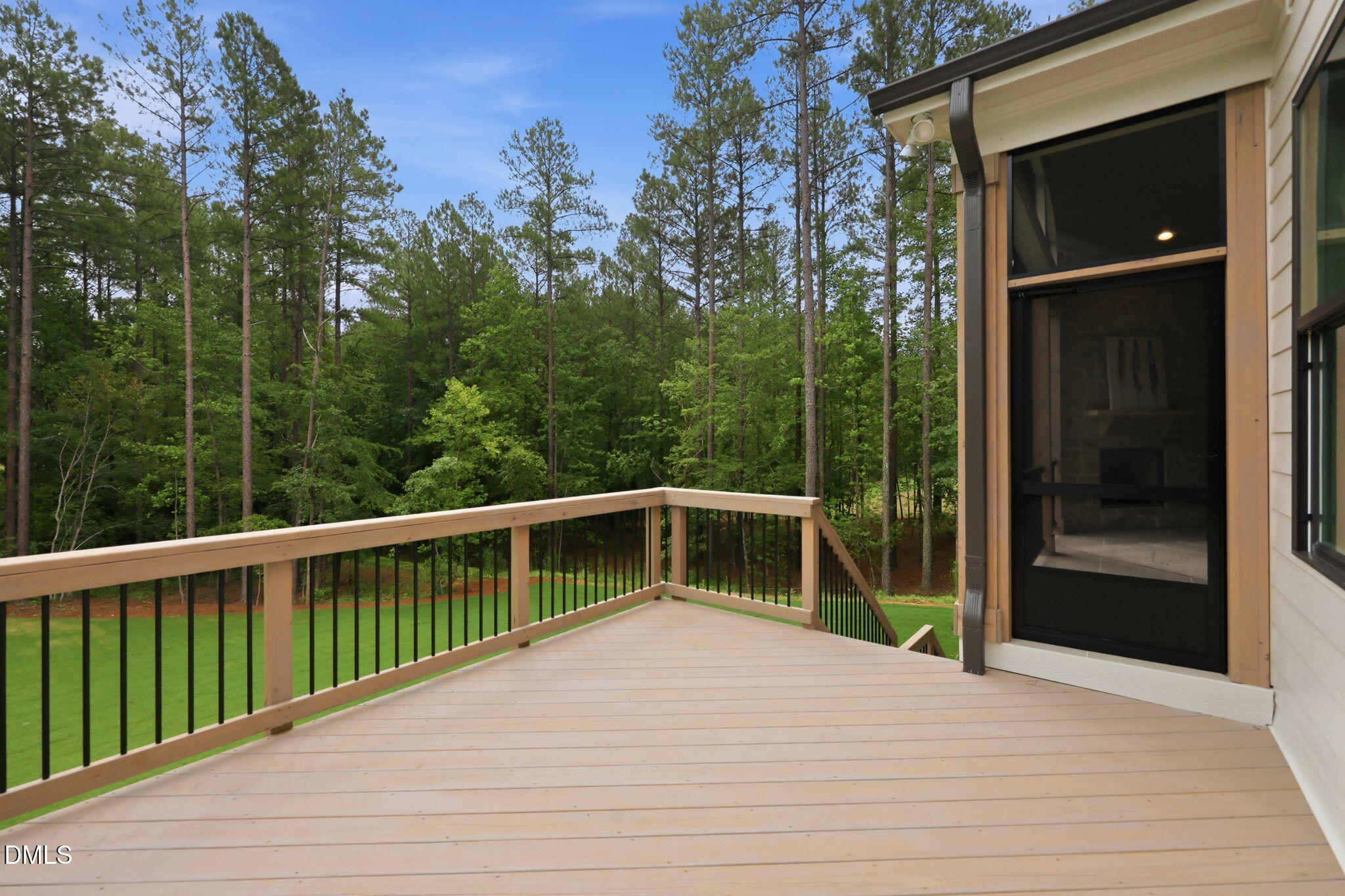 main property photo 45