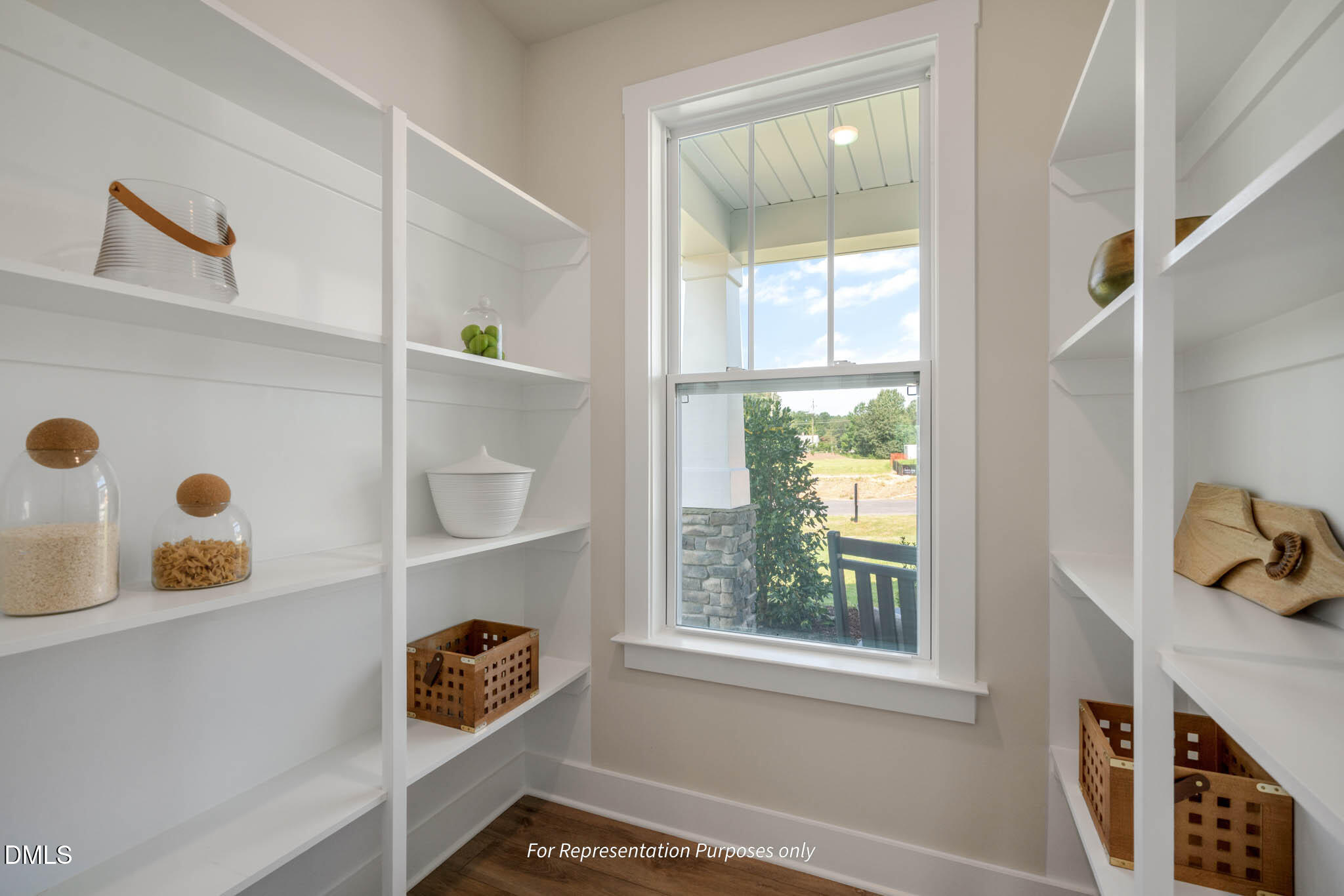 main property photo 19