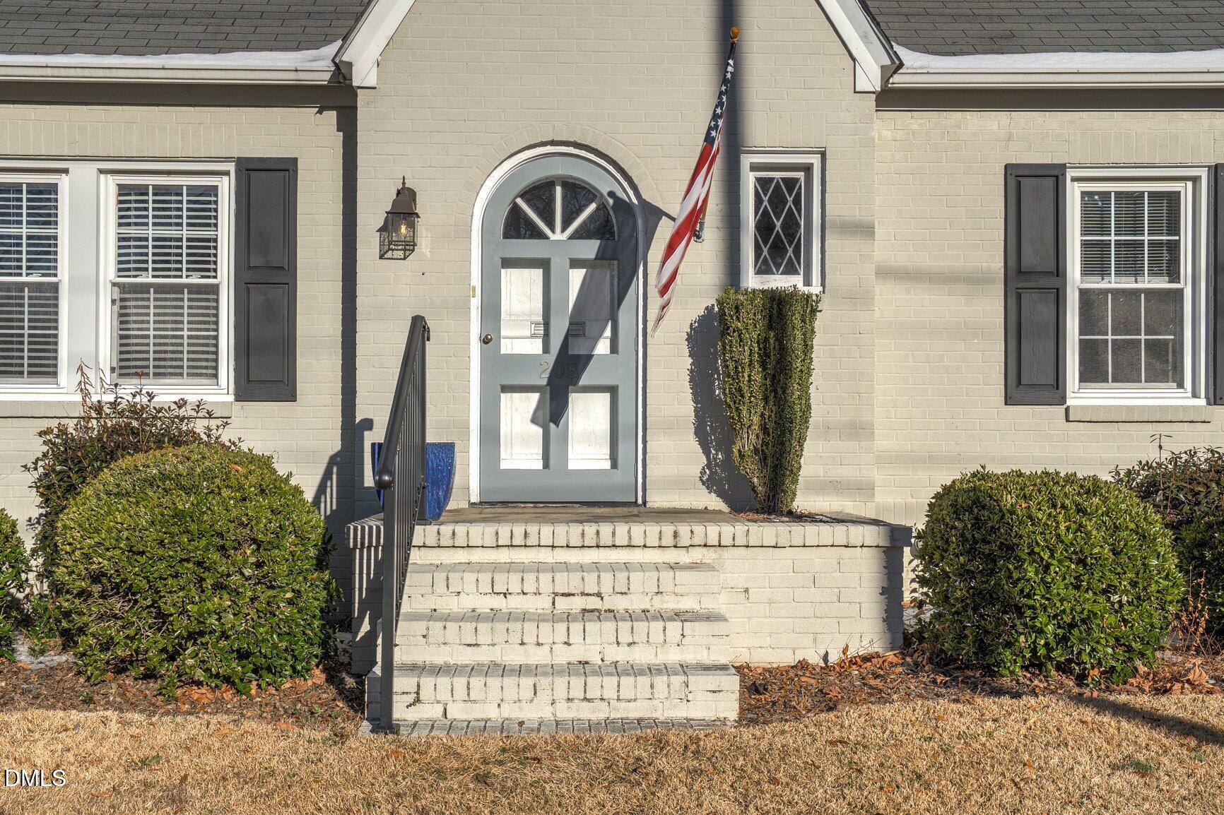 main property photo 2
