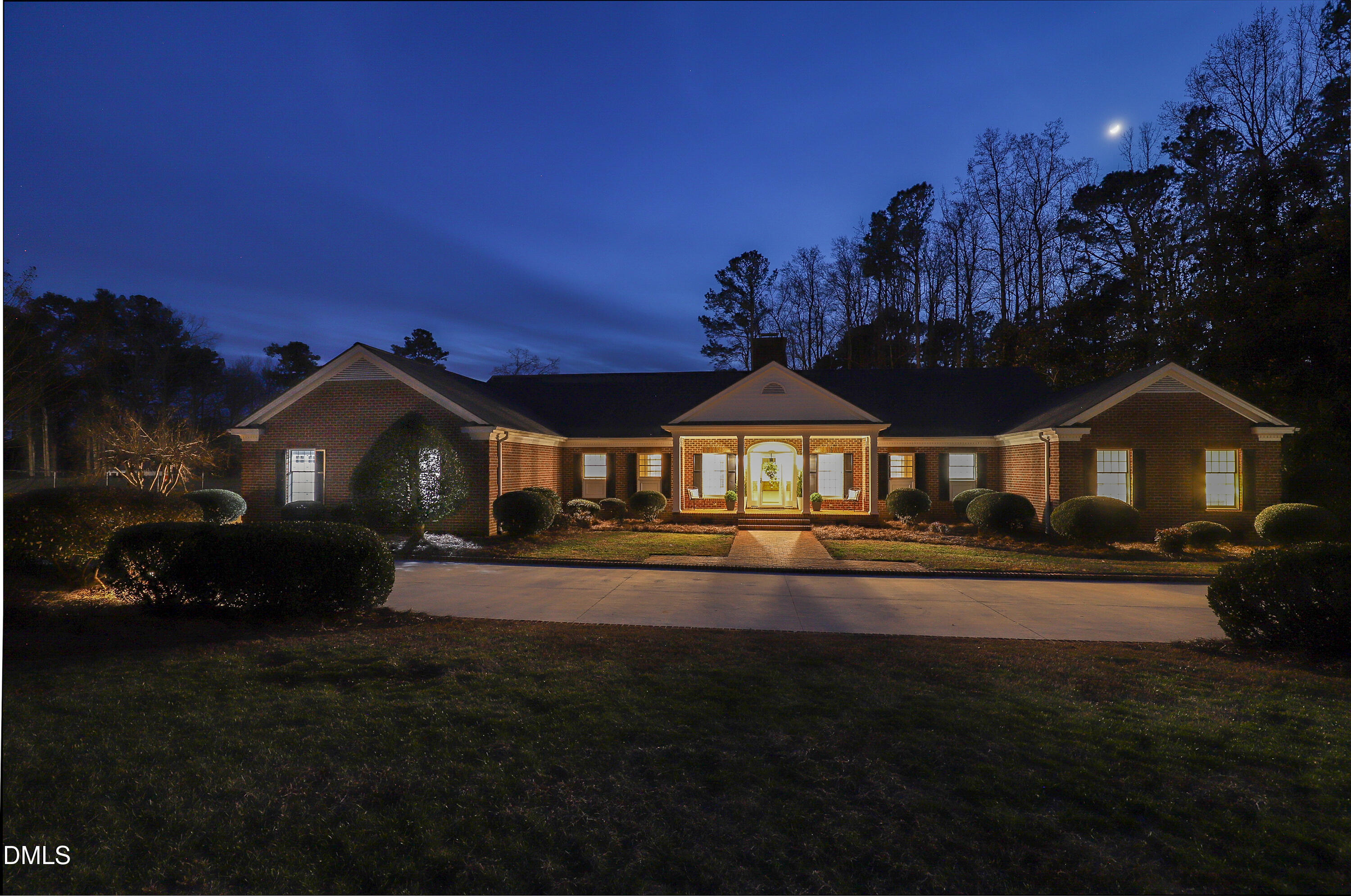 main property photo 2