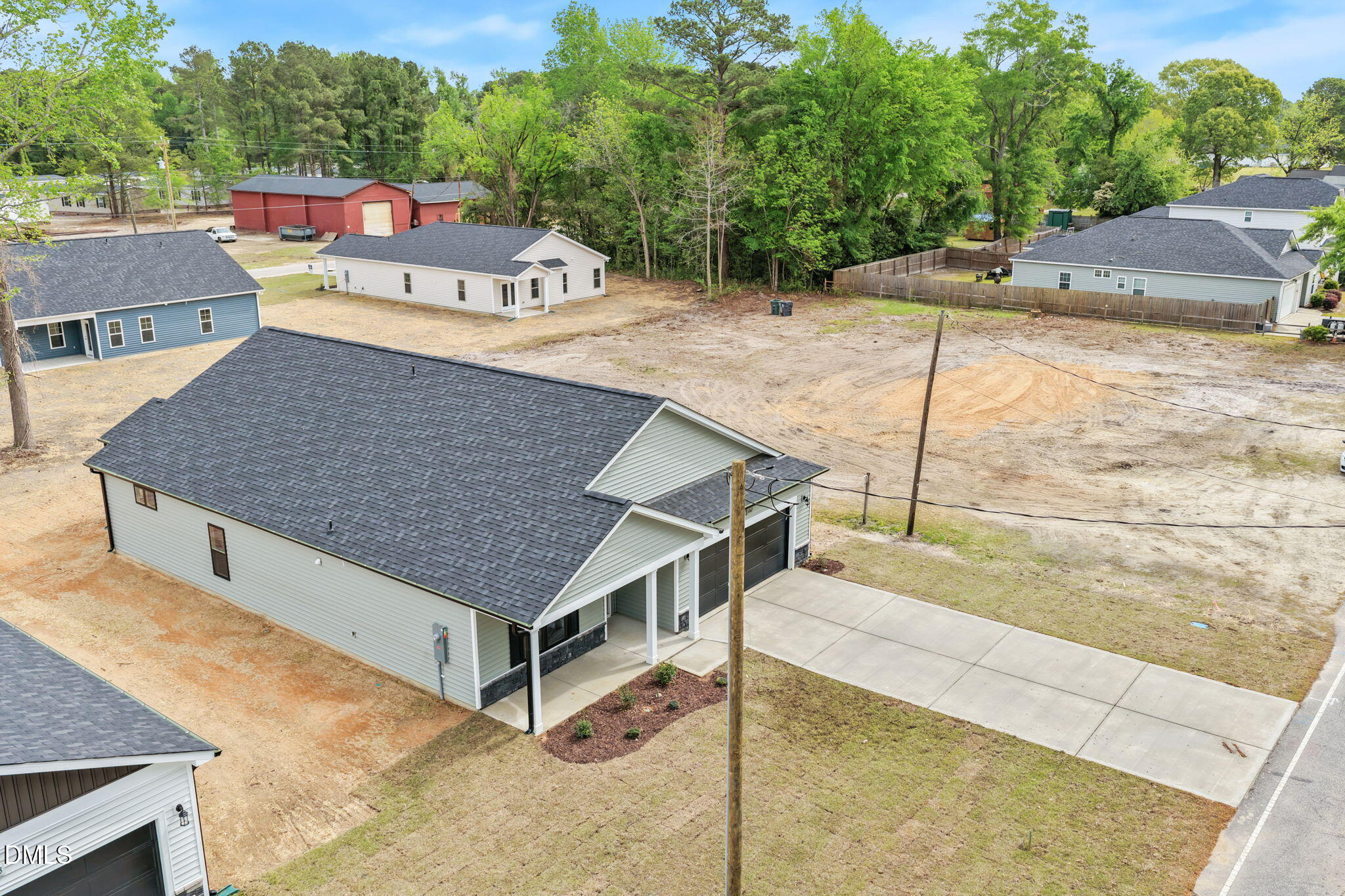 main property photo 22