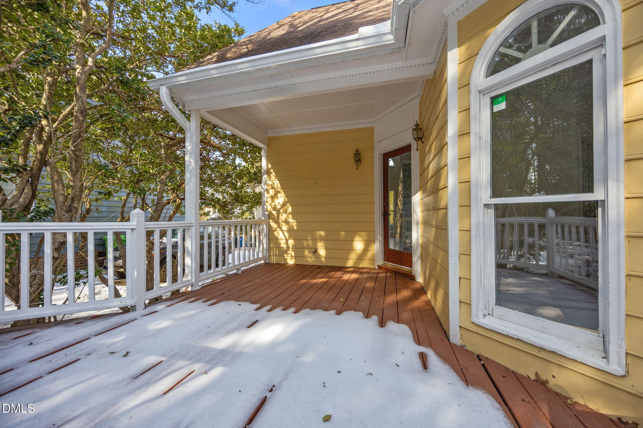 main property photo 31