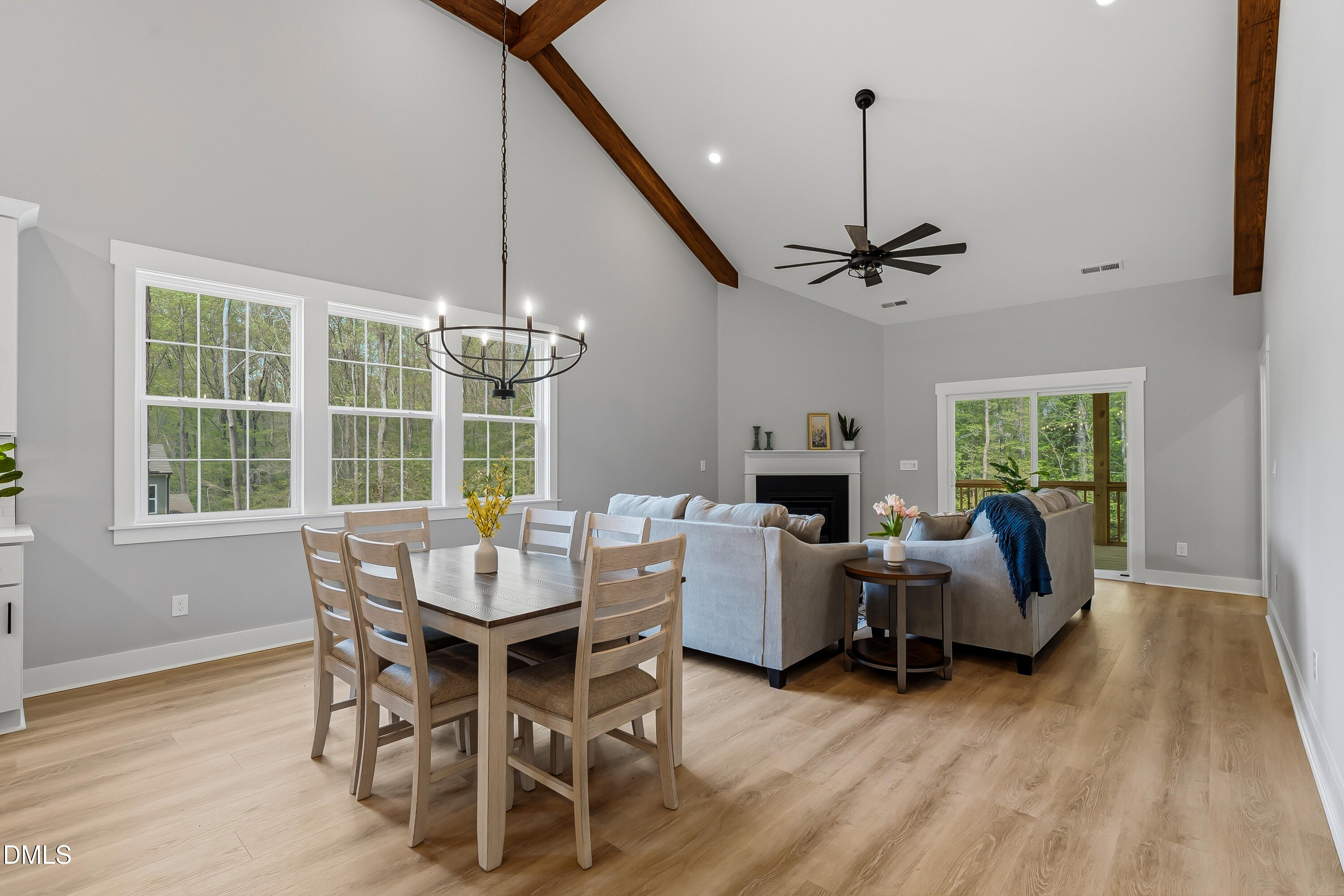 property viewer photo 15