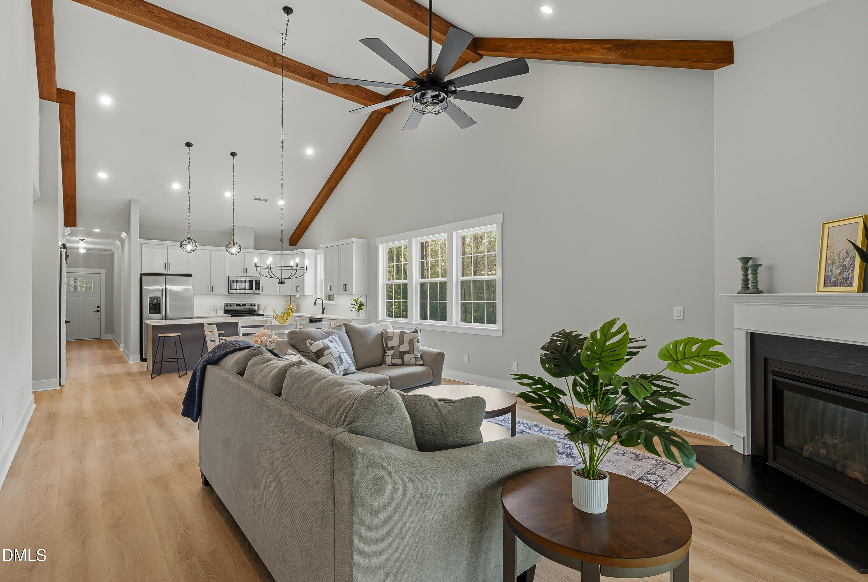 property viewer photo 17
