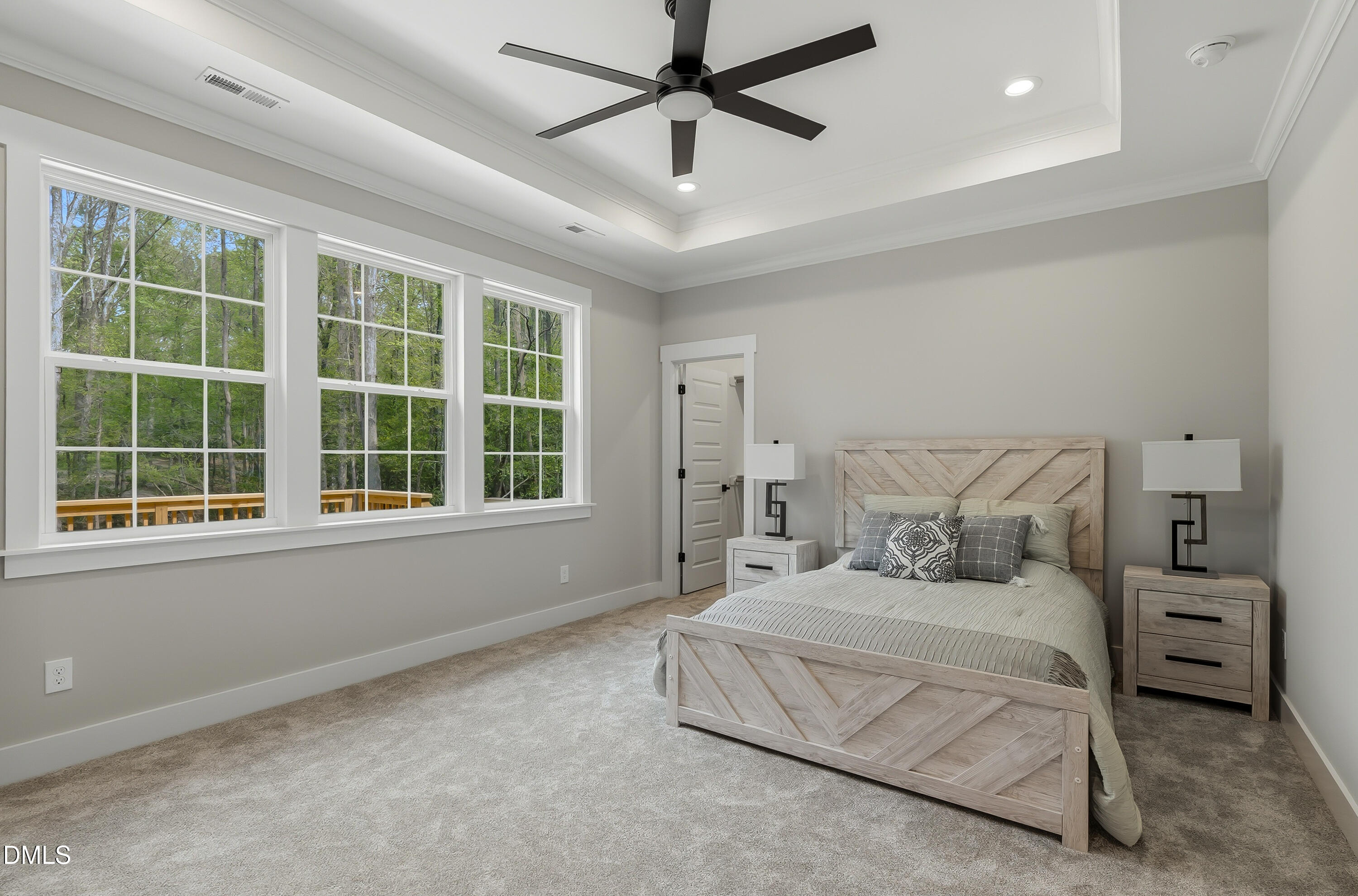 property viewer photo 22
