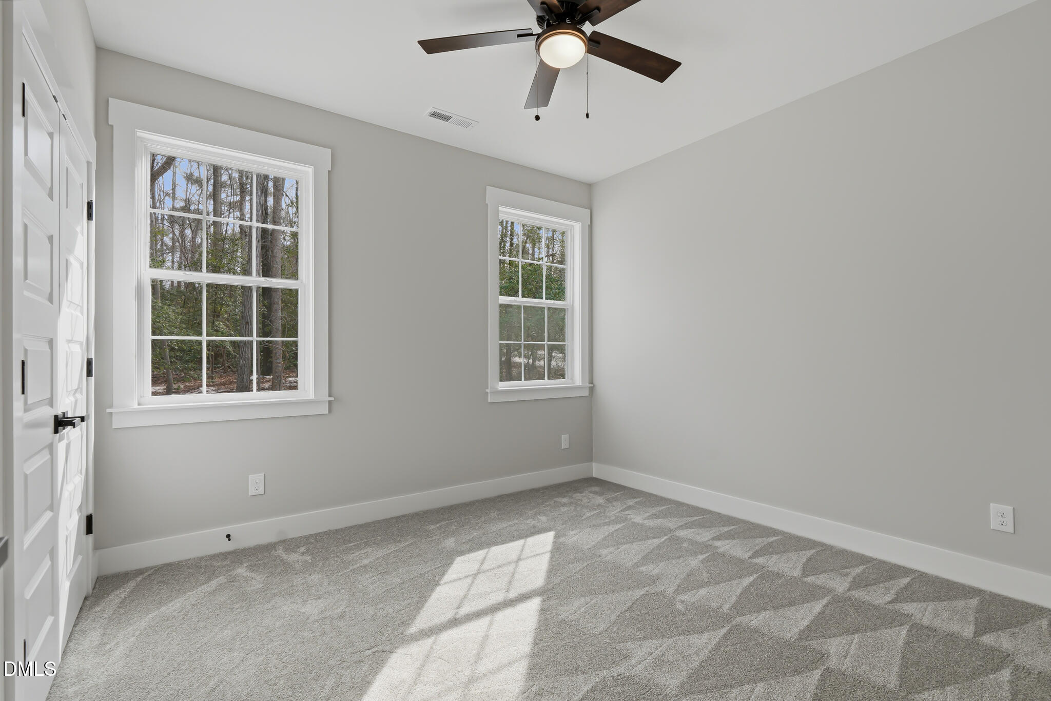 property viewer photo 30