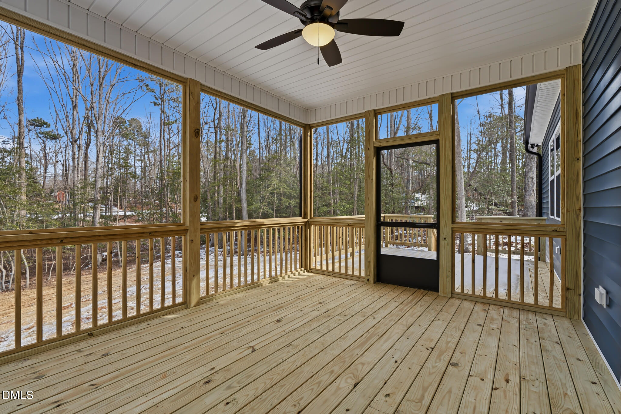 property viewer photo 35