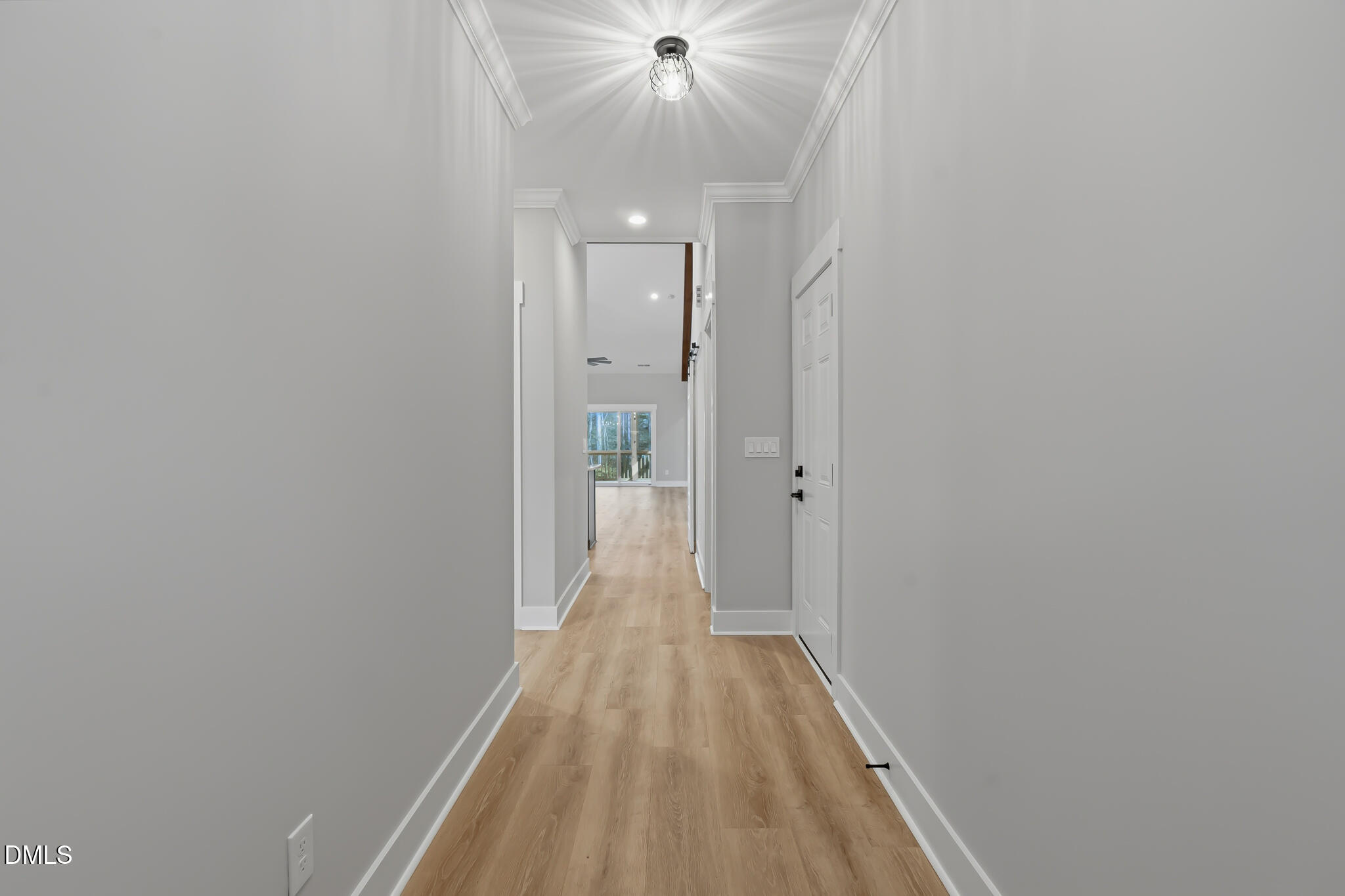 property viewer photo 6