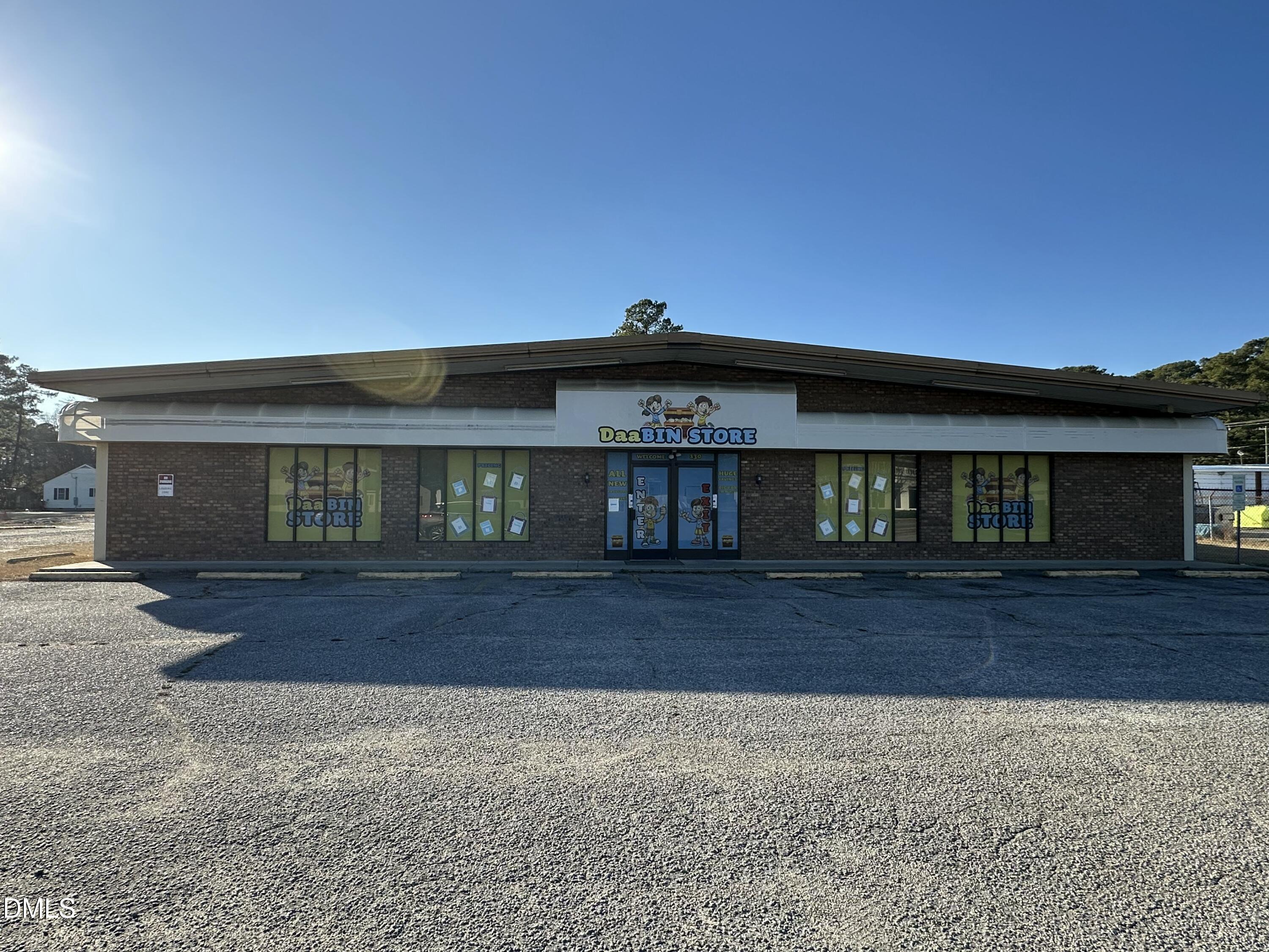 main property photo 43