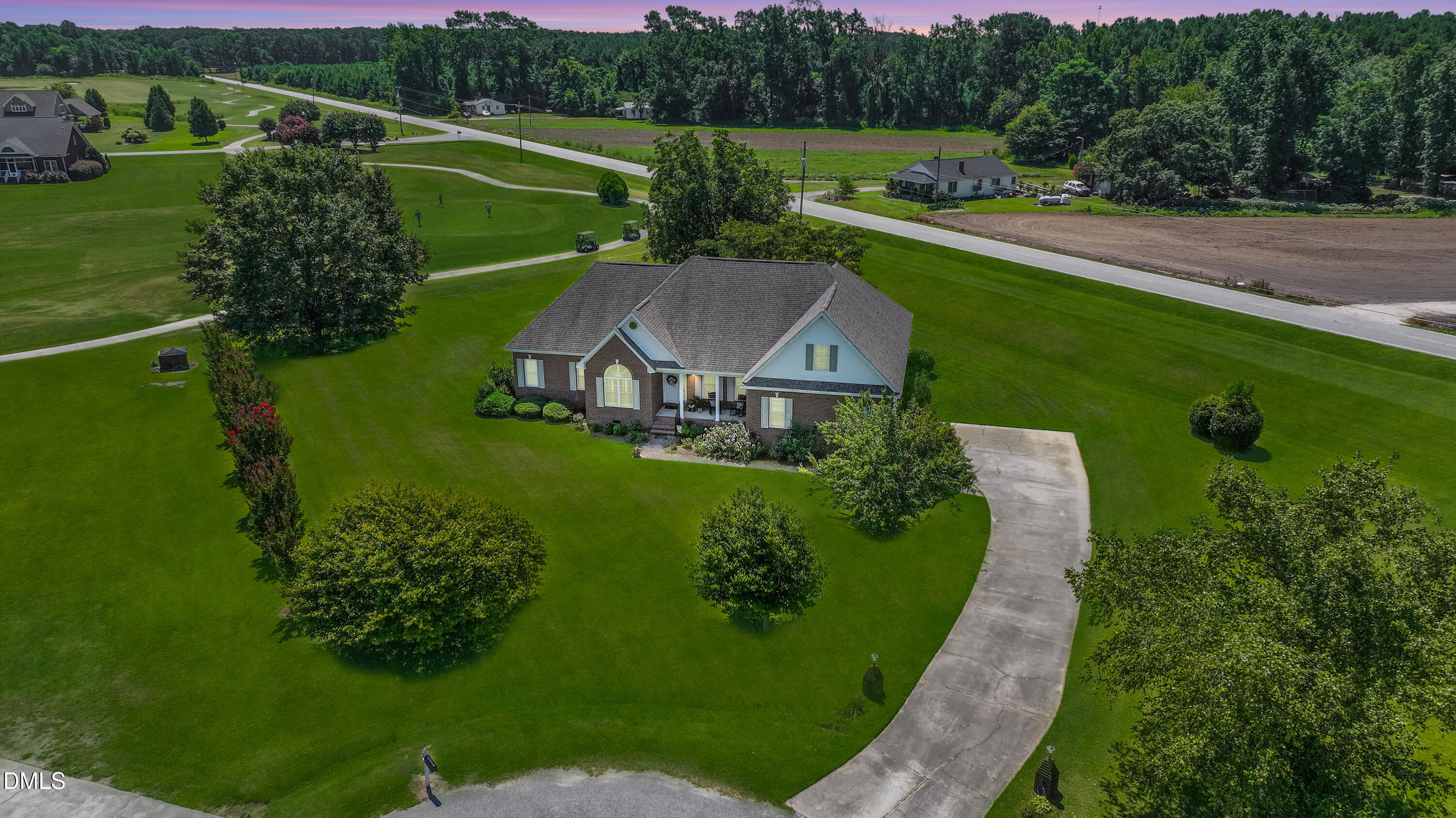 main property photo 3