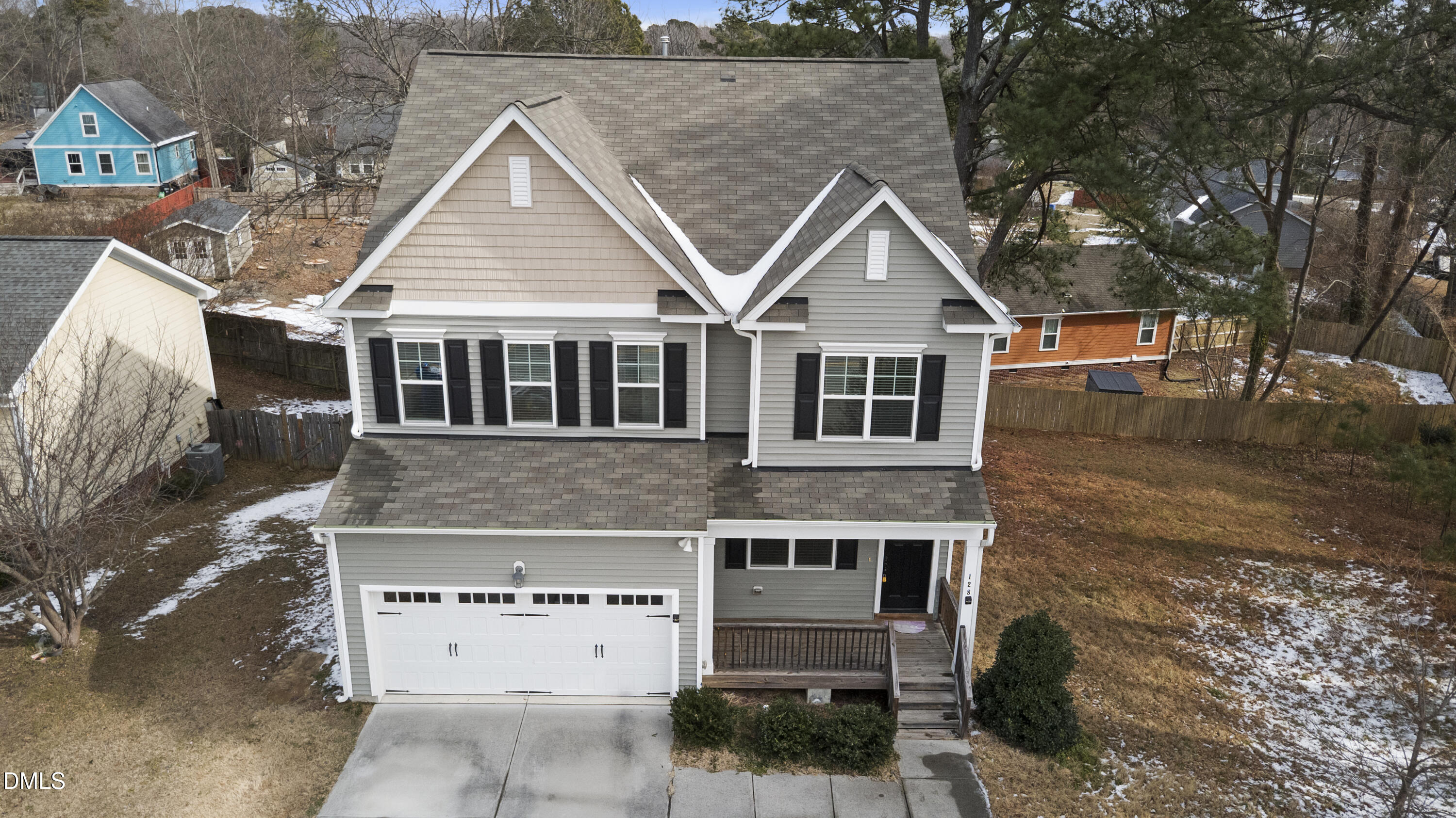 main property photo 40