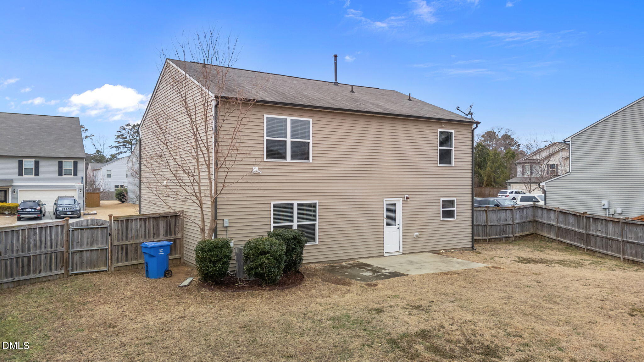 main property photo 43