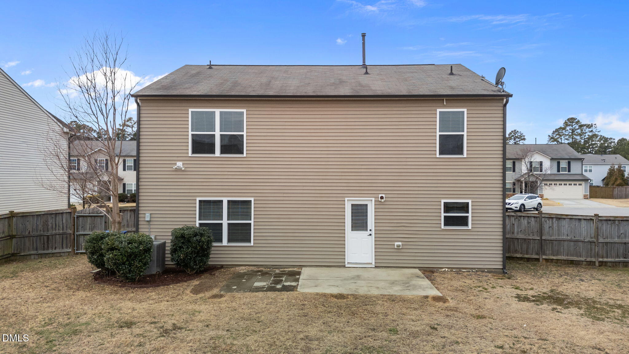 main property photo 44