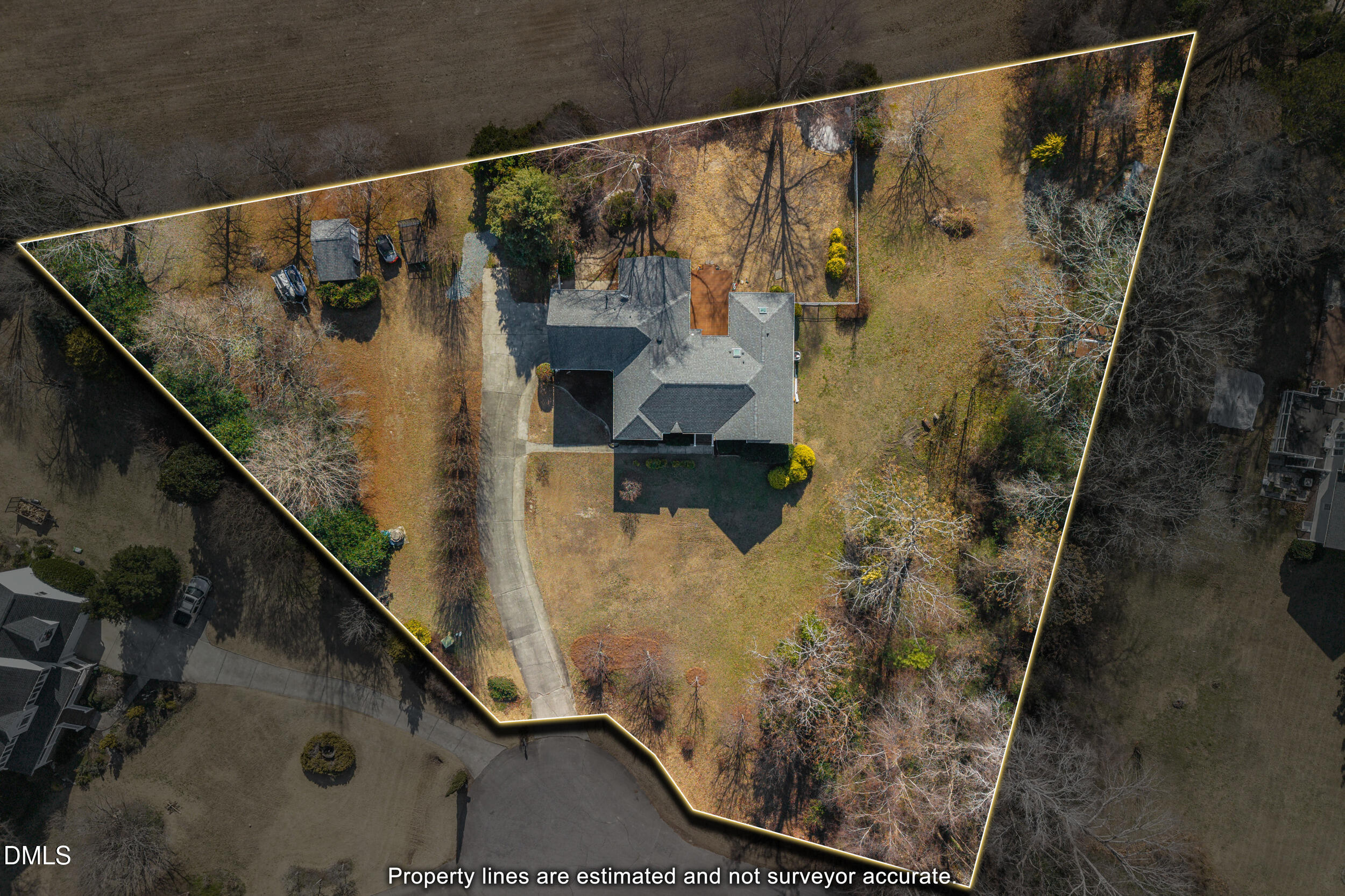 main property photo 31