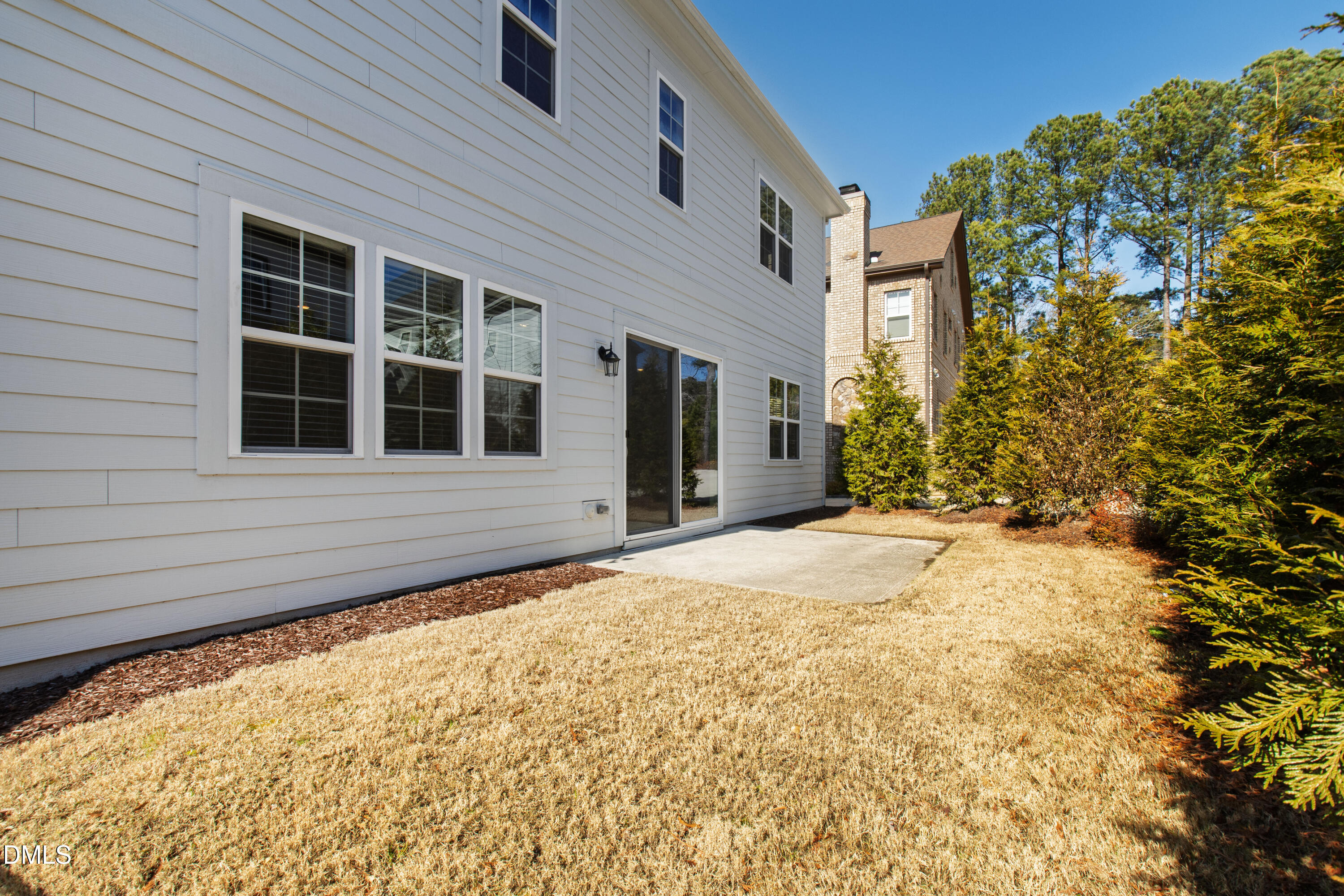 main property photo 40