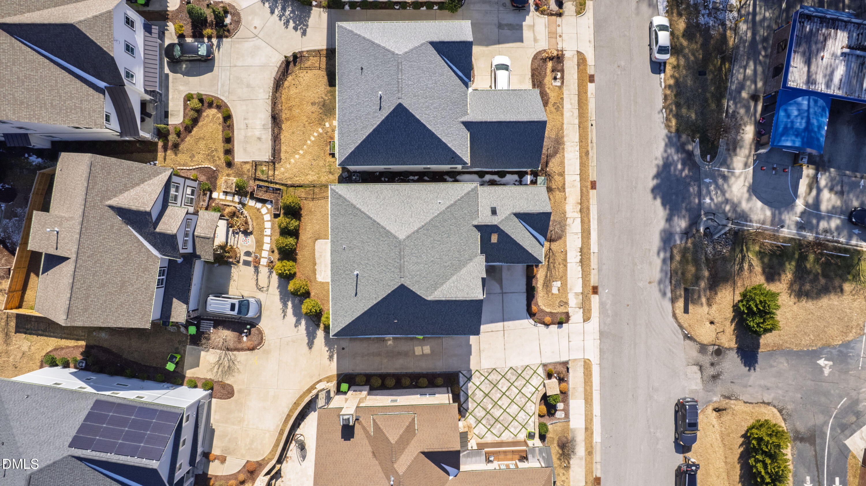 main property photo 43
