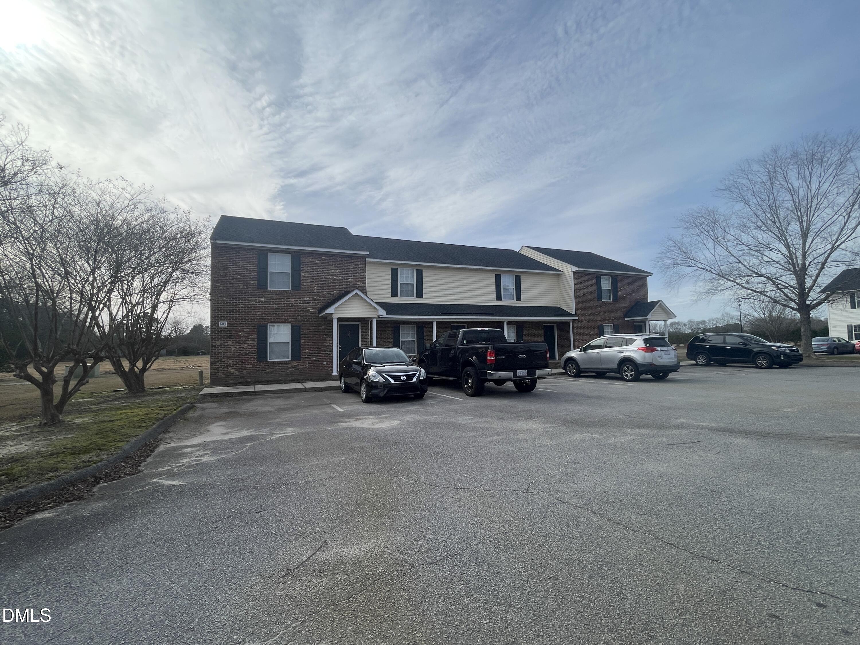 main property photo 9