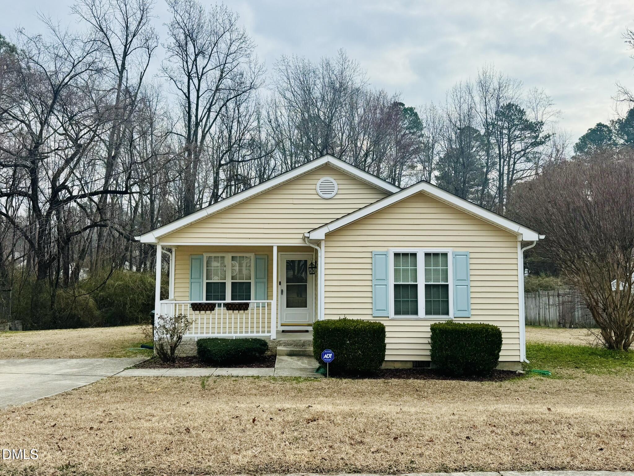 main property photo 12