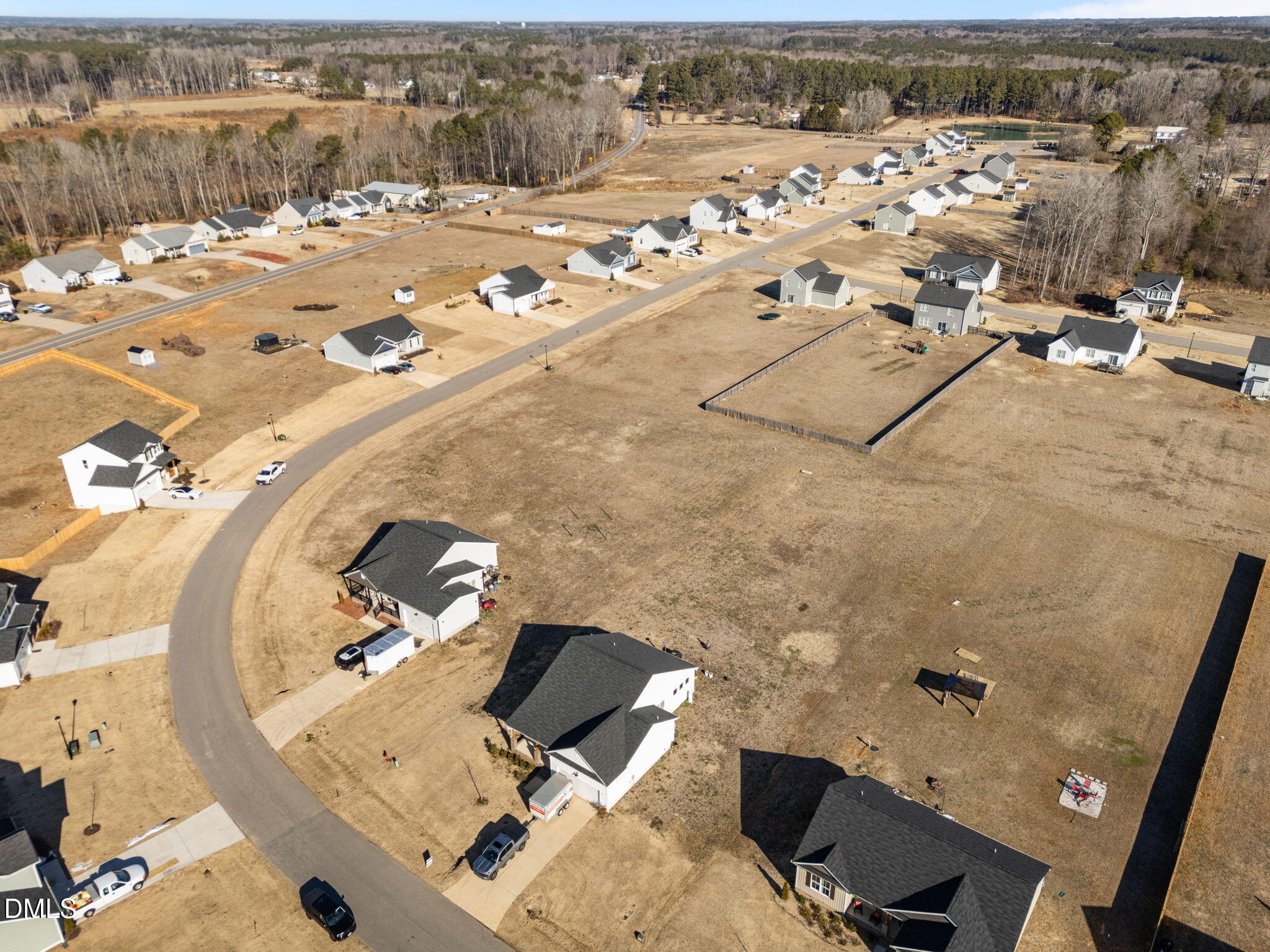 main property photo 32