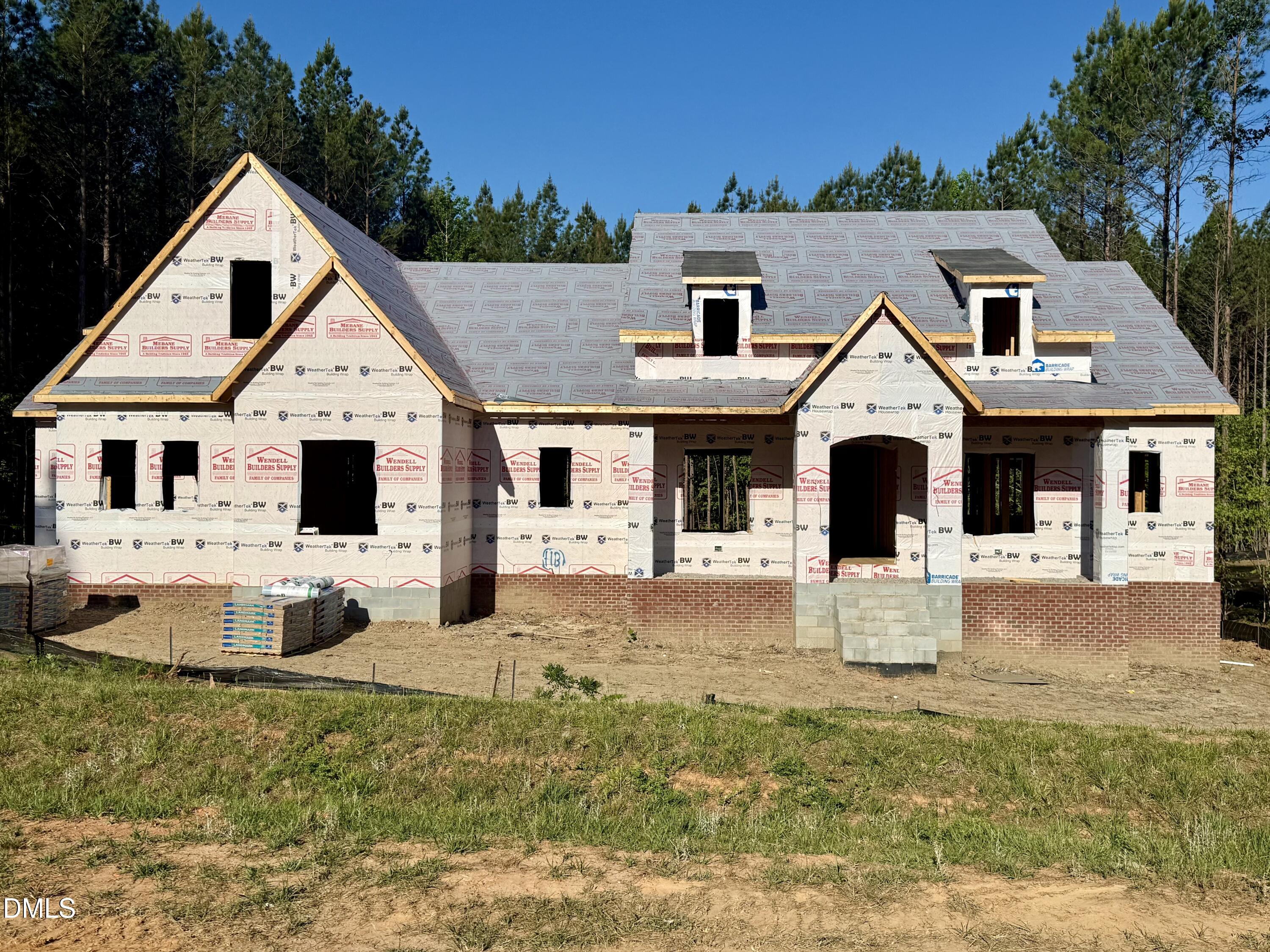 main property photo 3