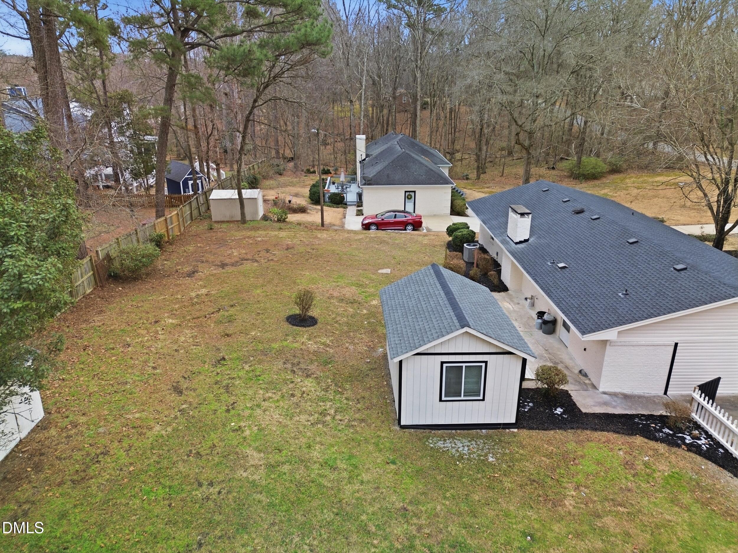 main property photo 50