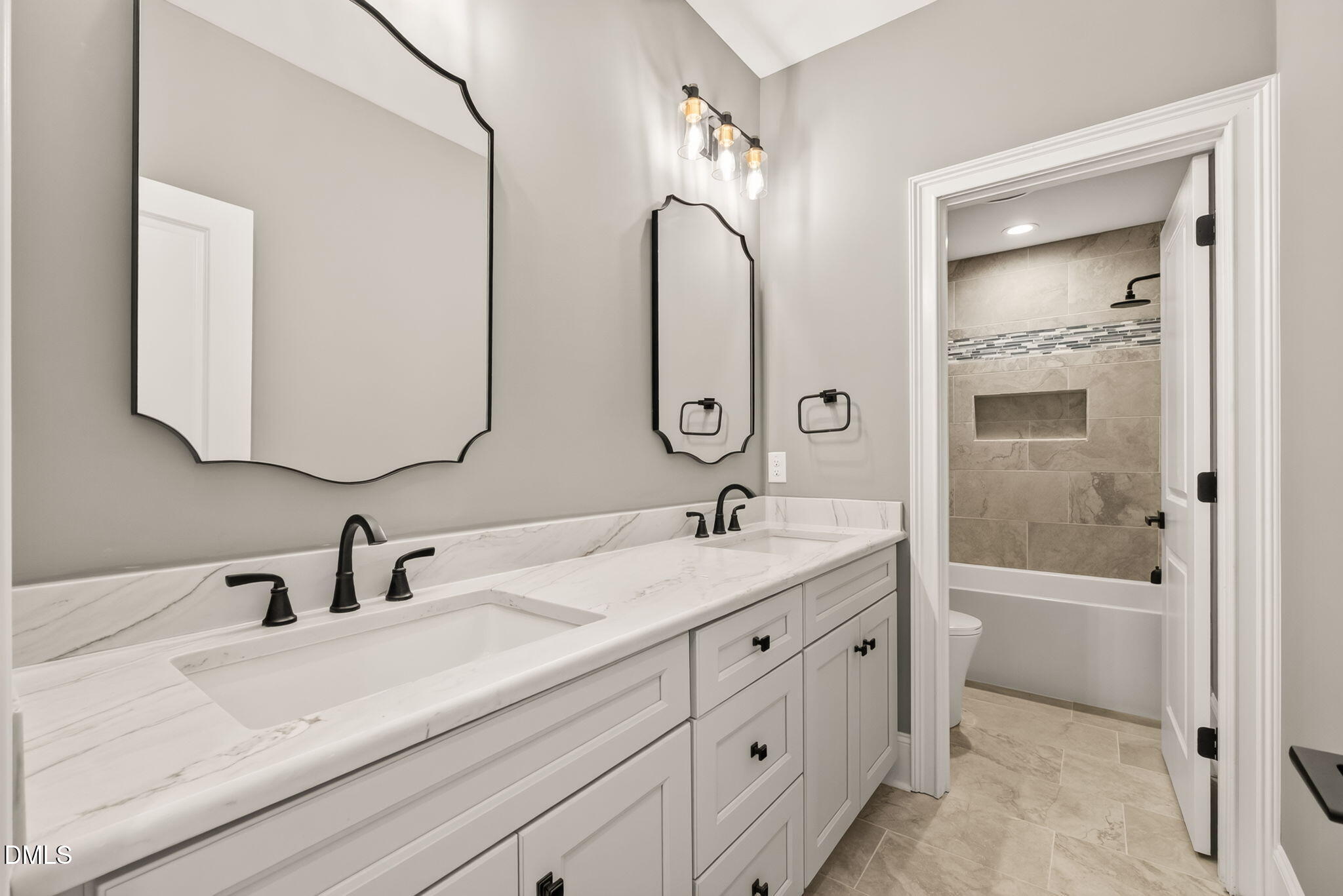 main property photo 70