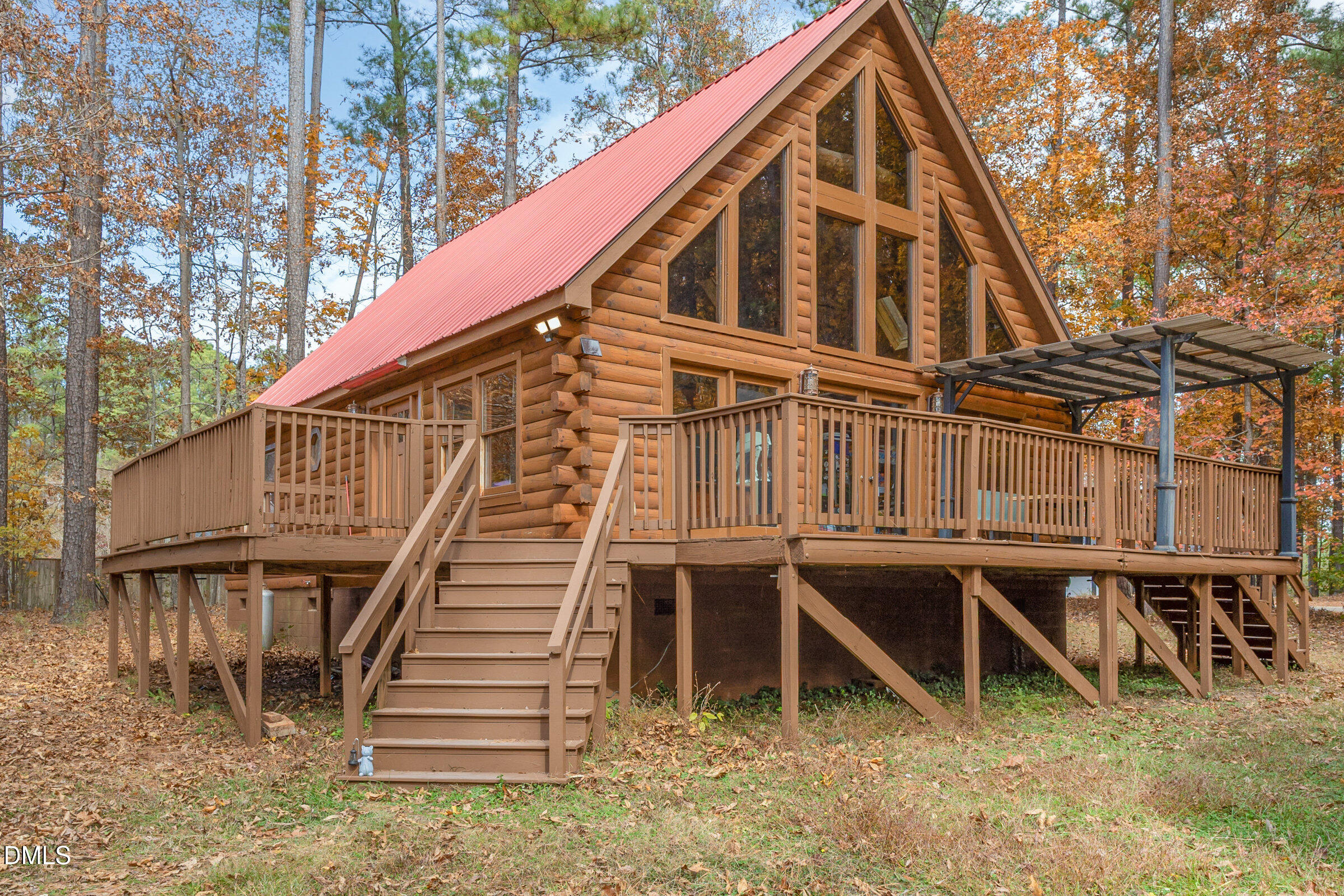 main property photo 6