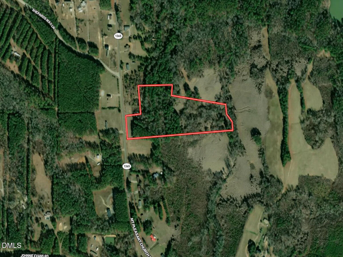 main property photo 41