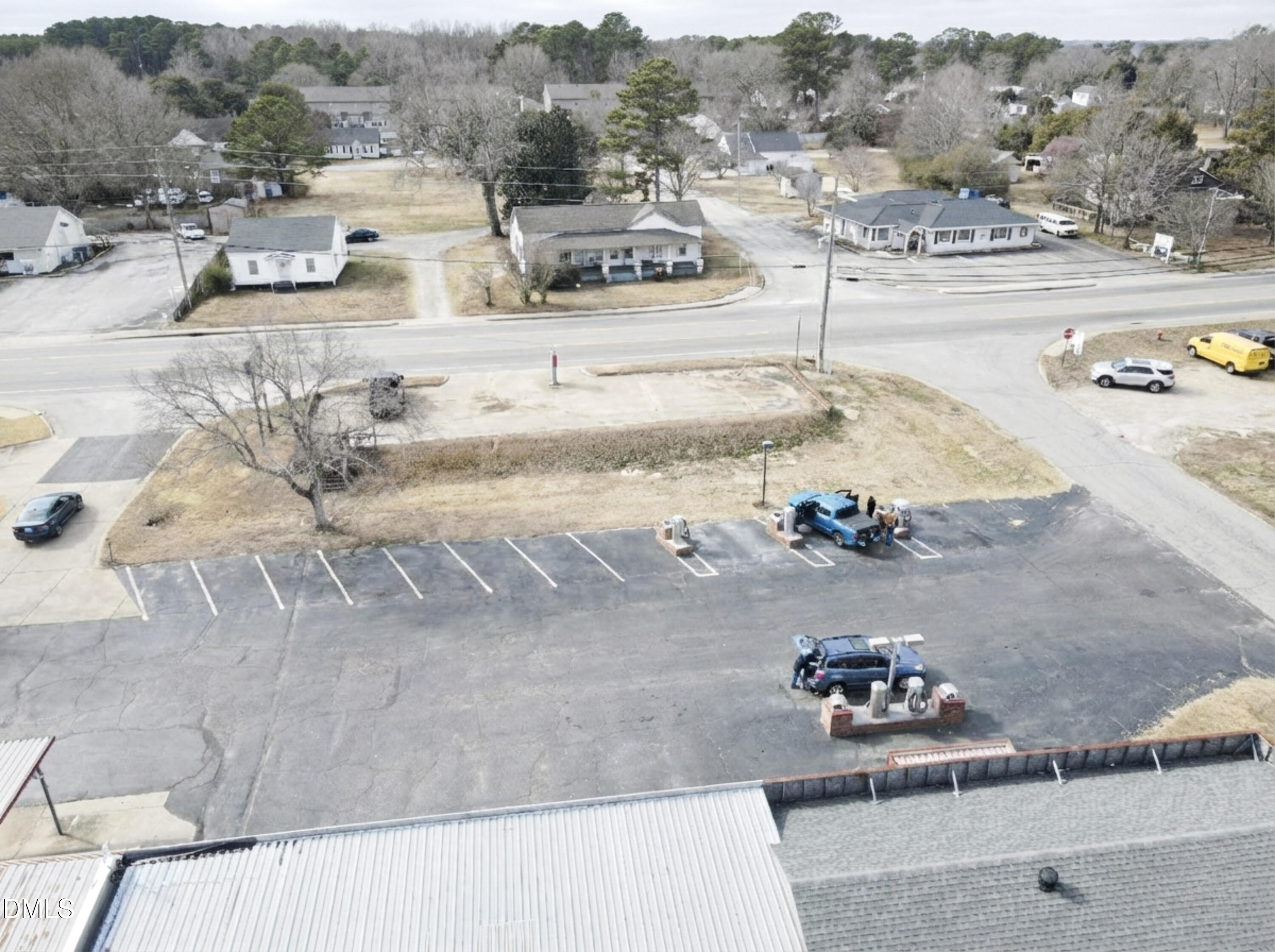 main property photo 11