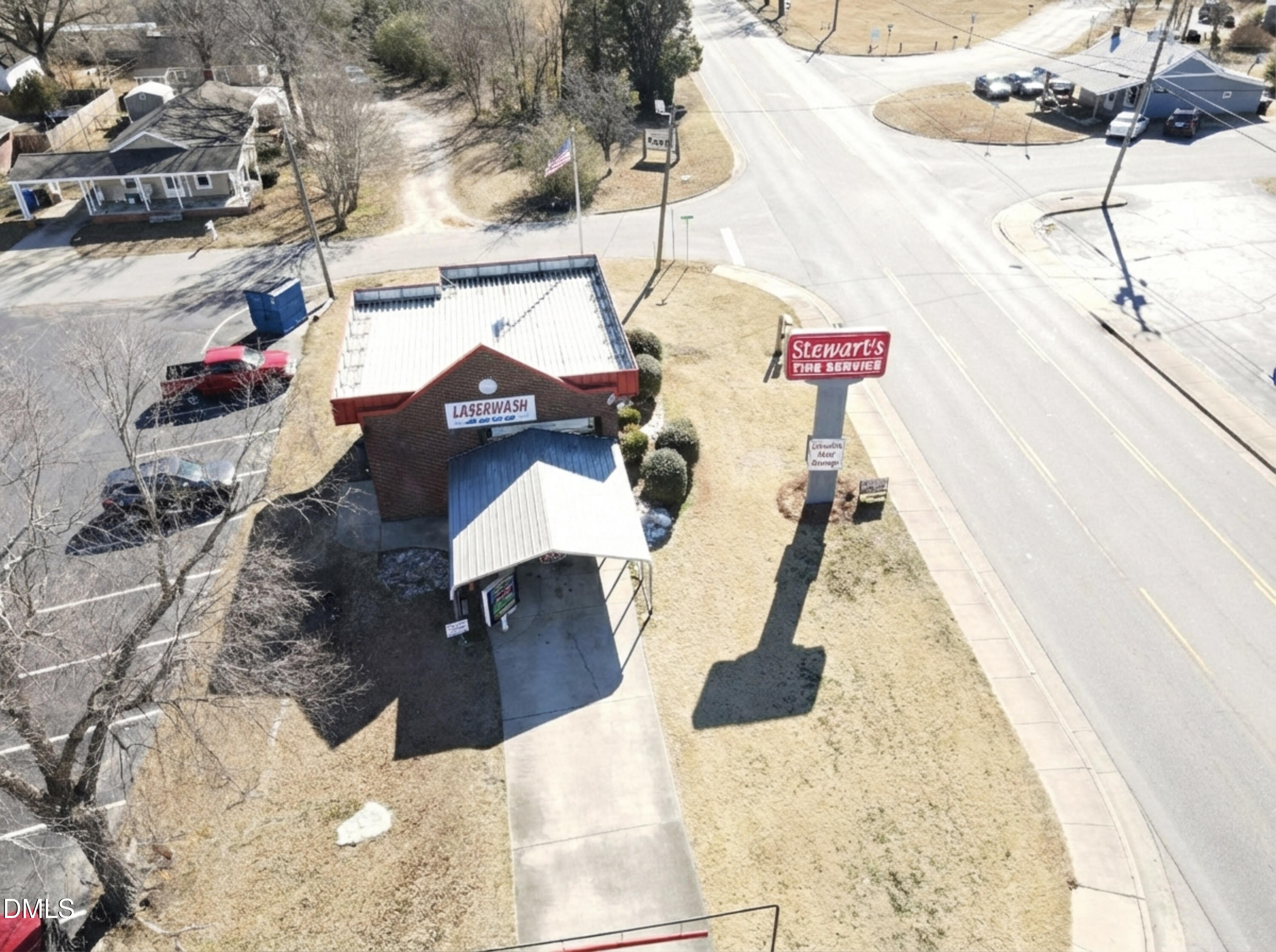 main property photo 14