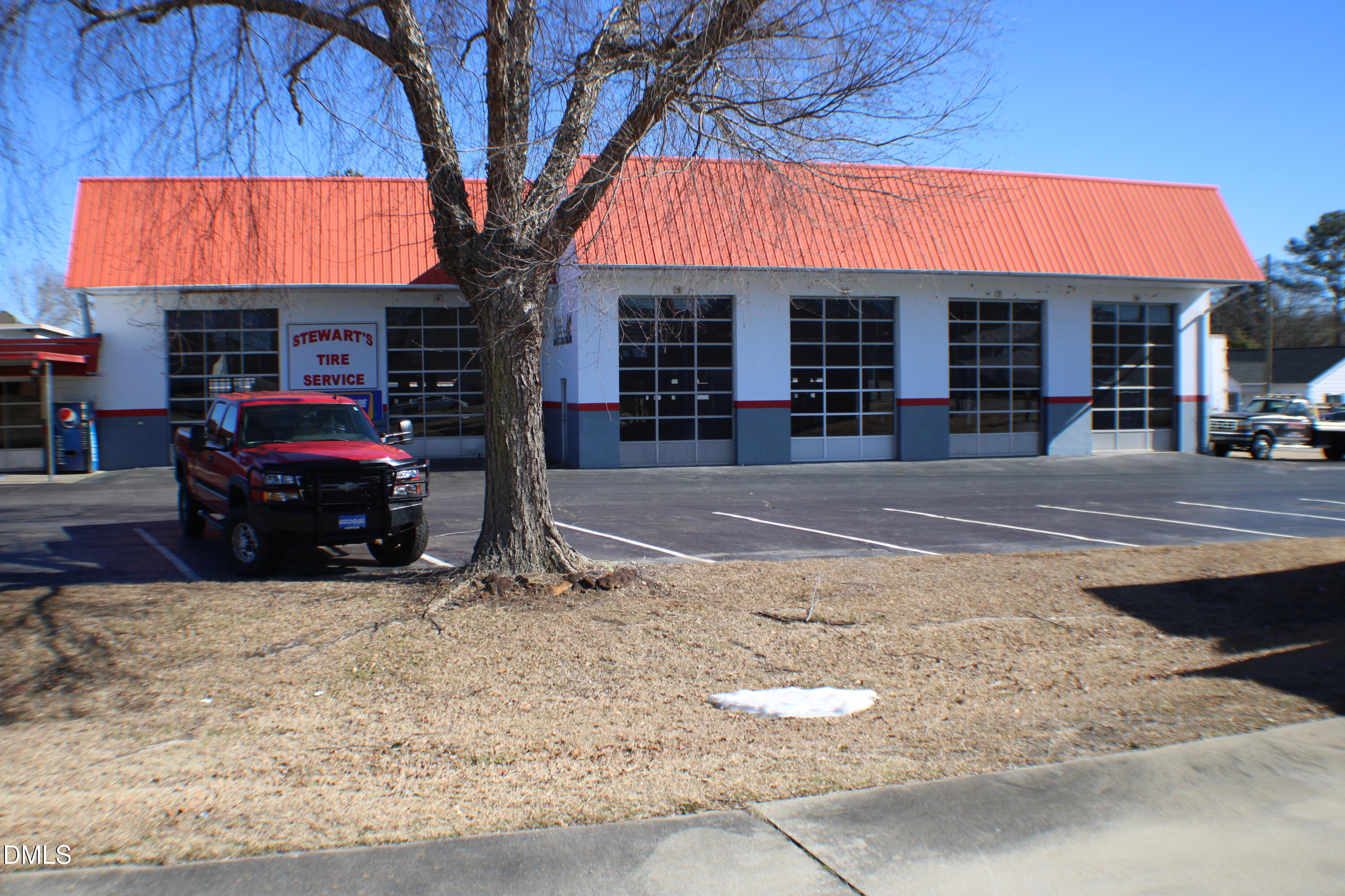 main property photo 15